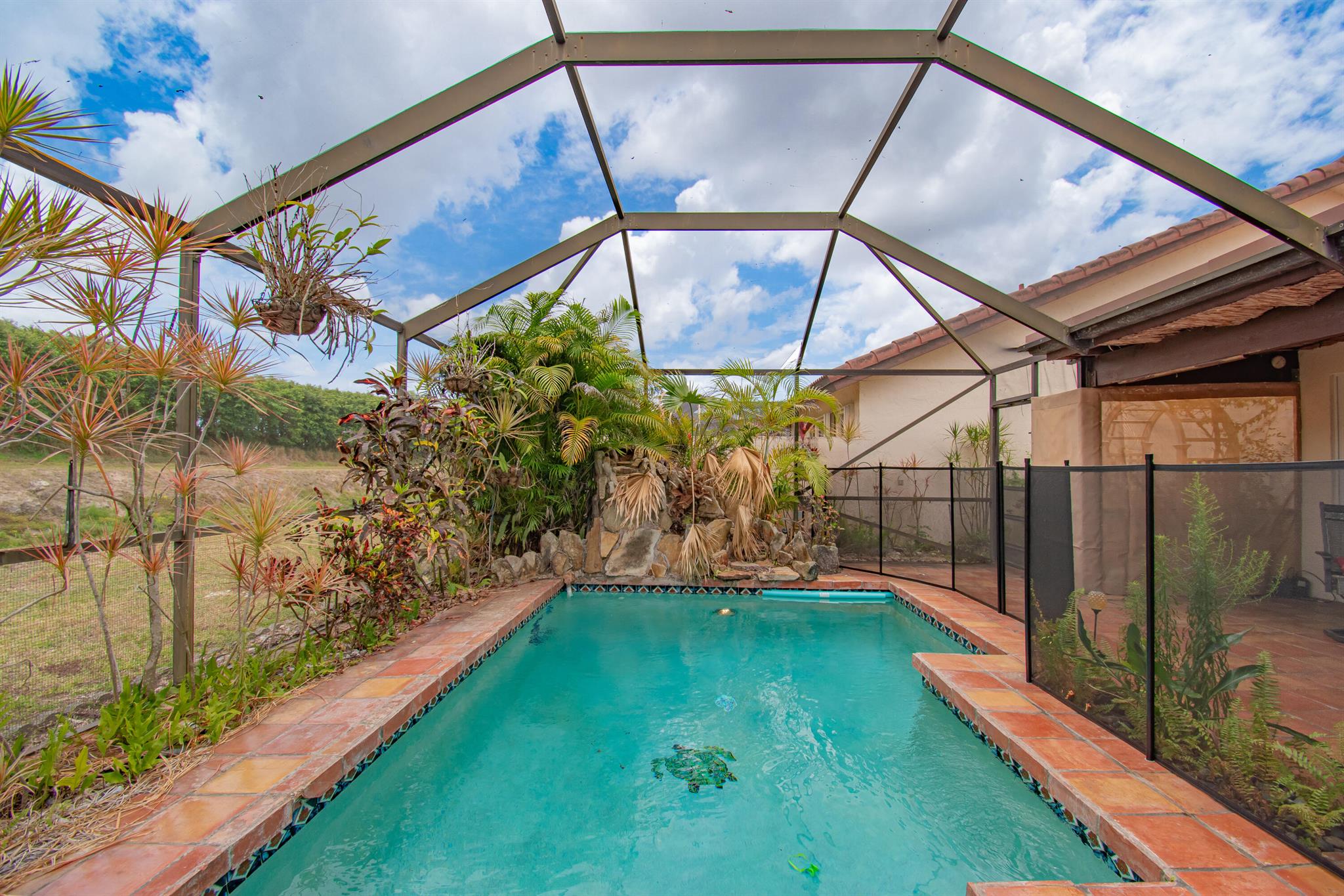 7811 Villa Nova Drive