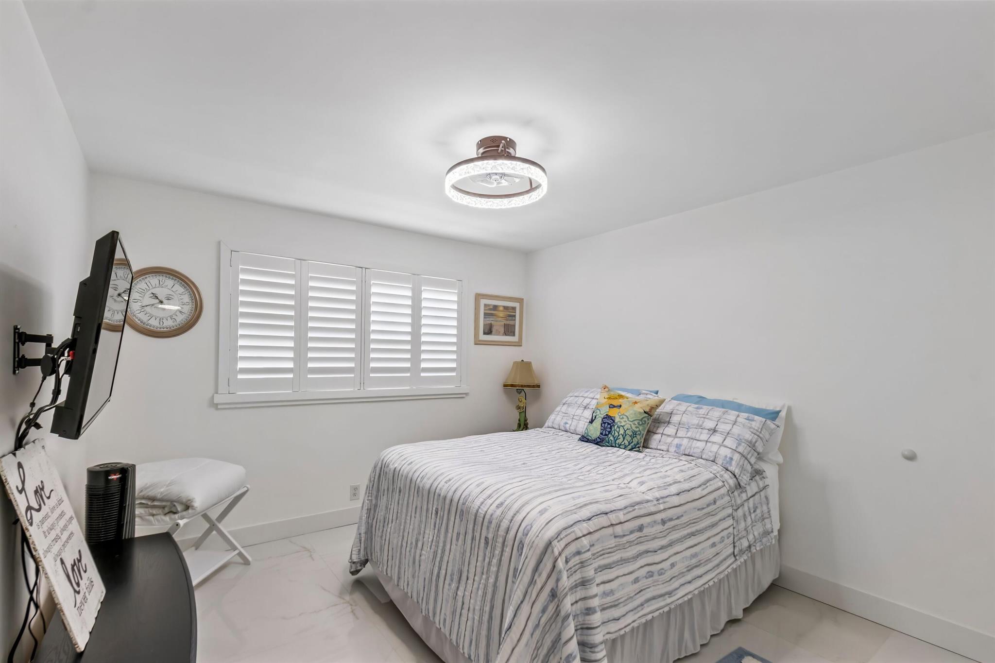 1198 Hillsboro Mile 122