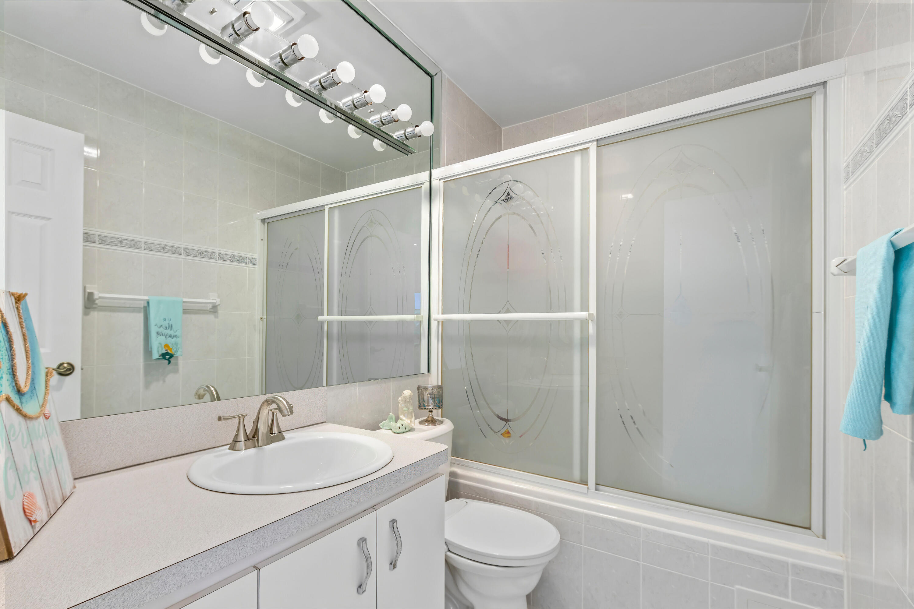 1198 Hillsboro Mile 122