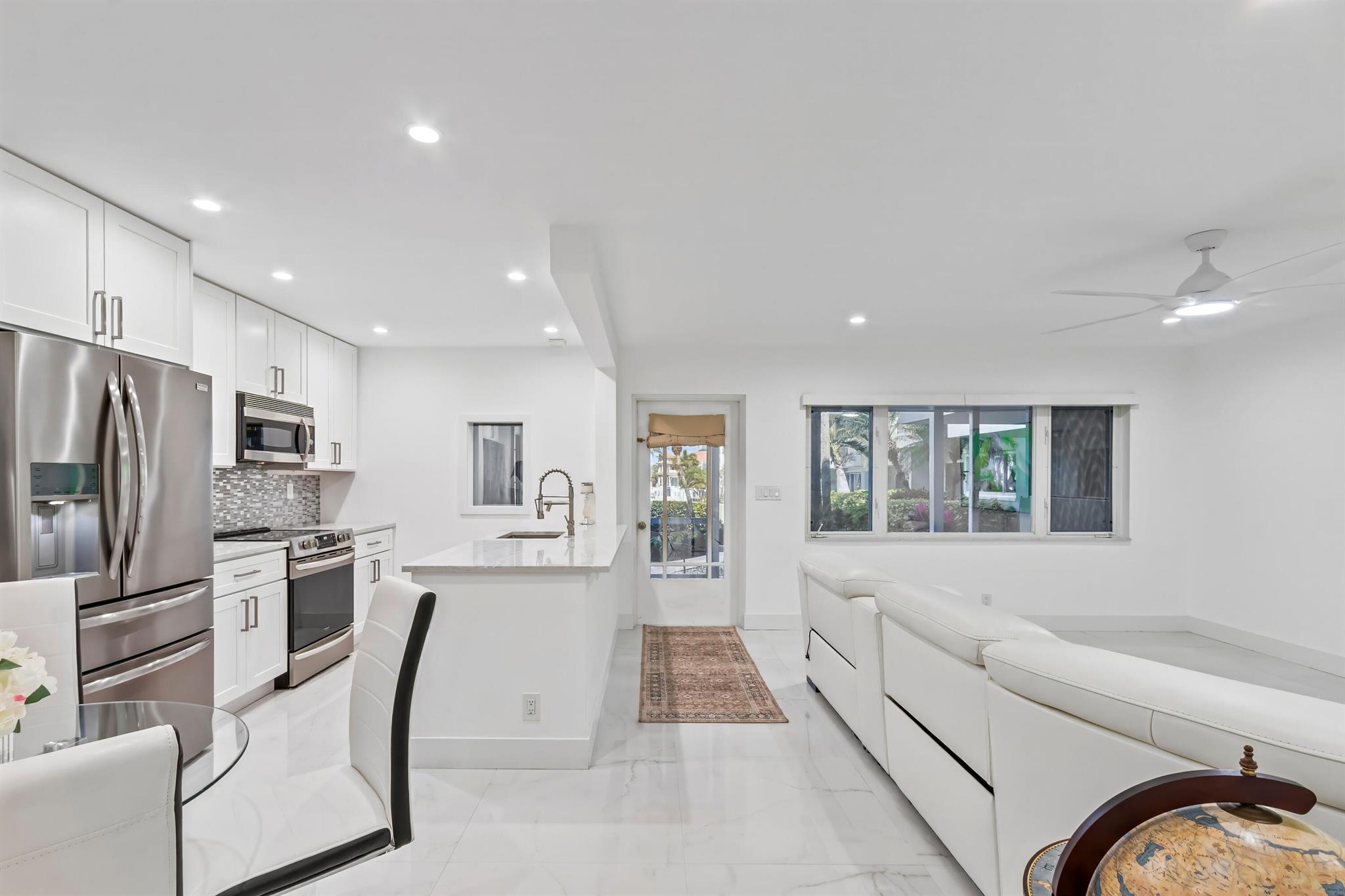 1198 Hillsboro Mile 122