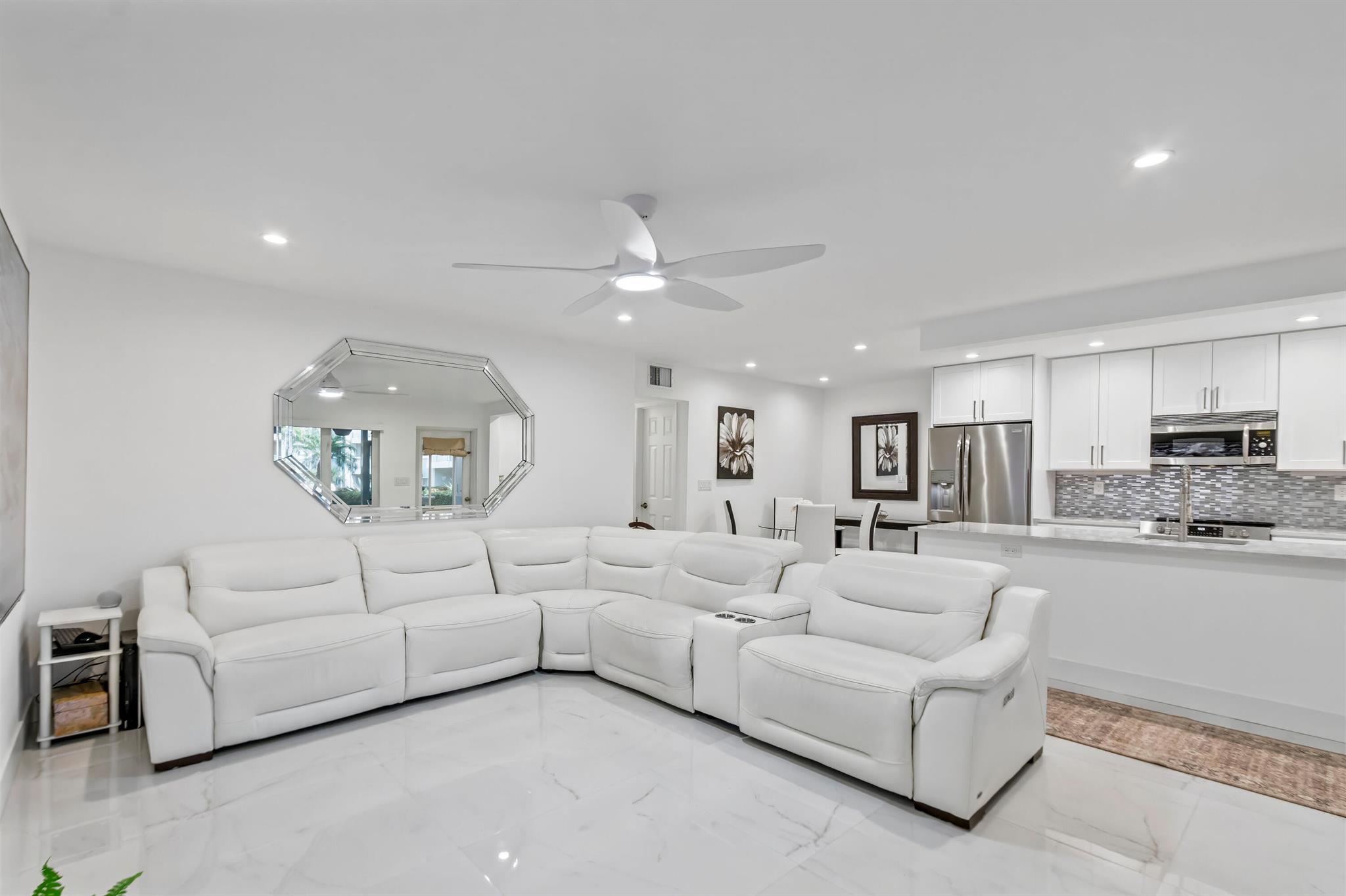 1198 Hillsboro Mile 122