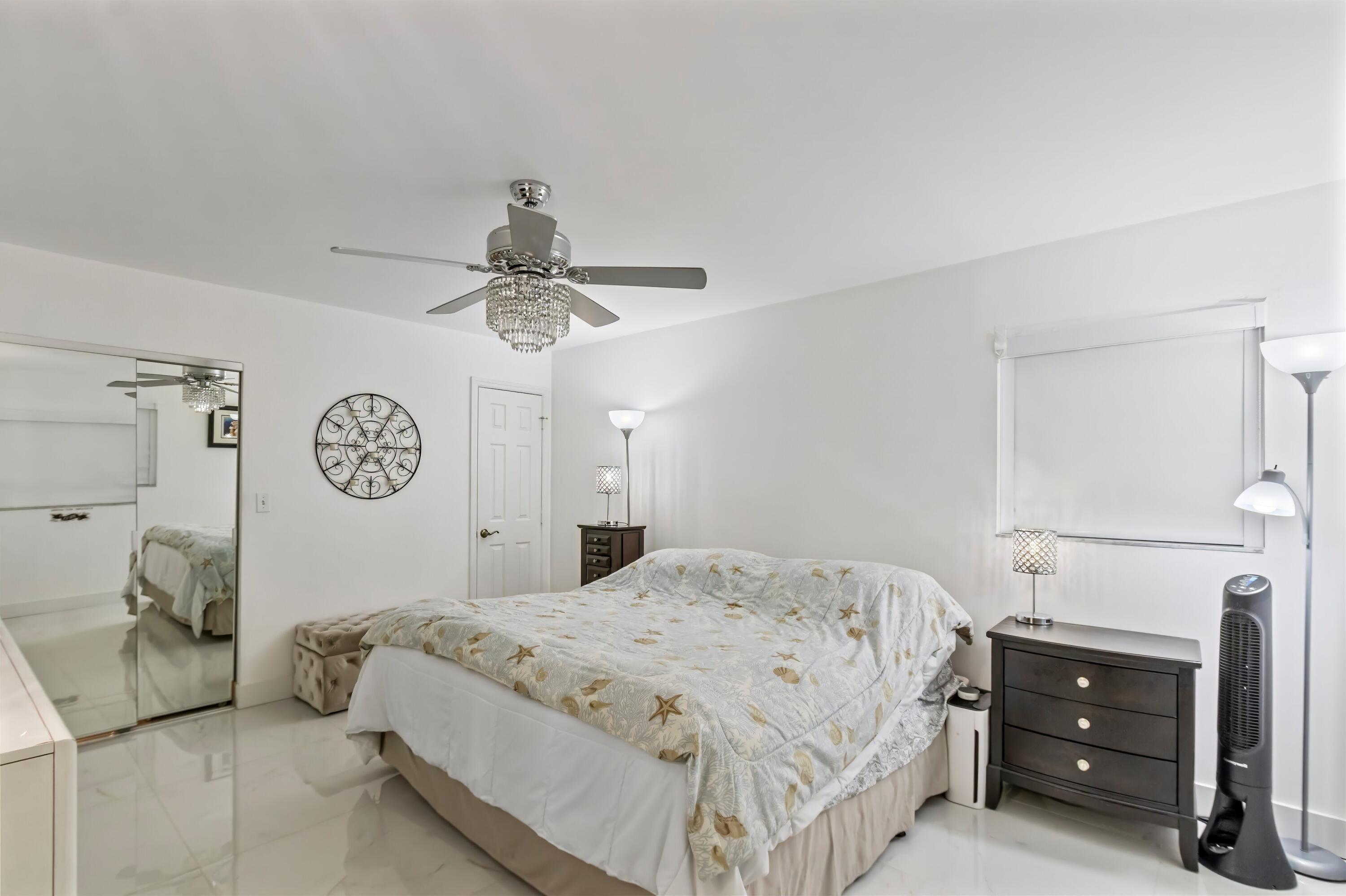 1198 Hillsboro Mile 122