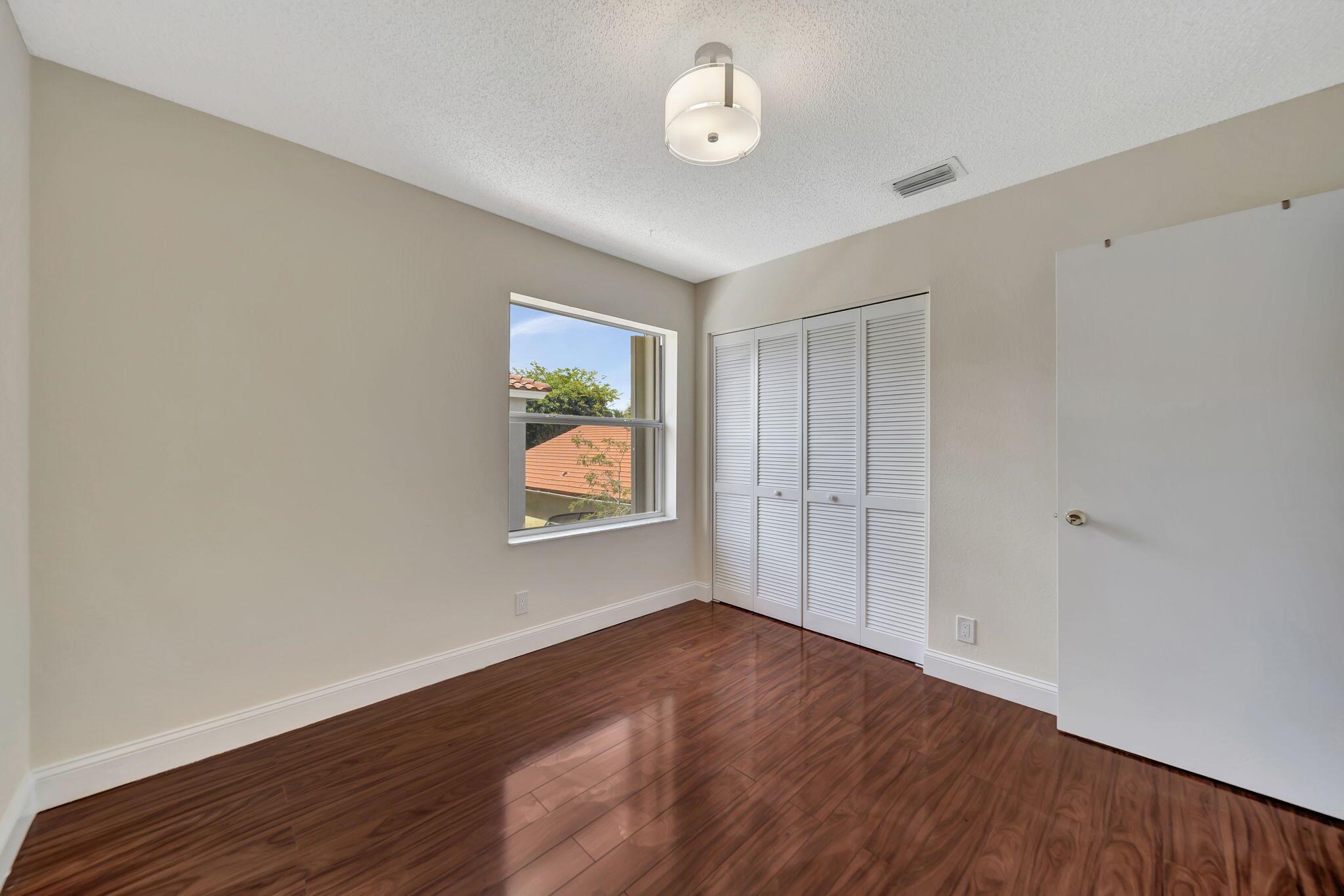 10572 Lake Jasmine Drive