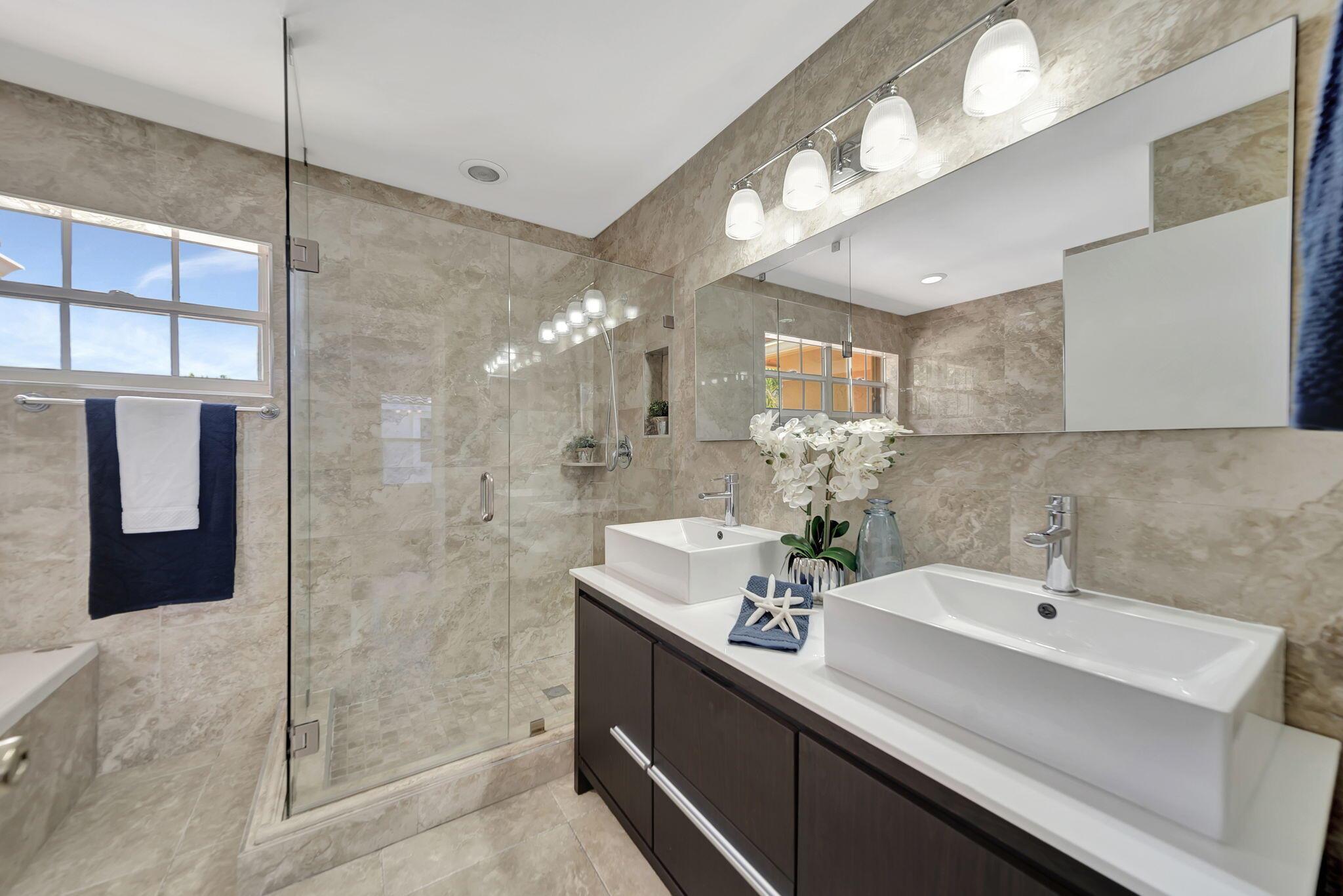 10572 Lake Jasmine Drive