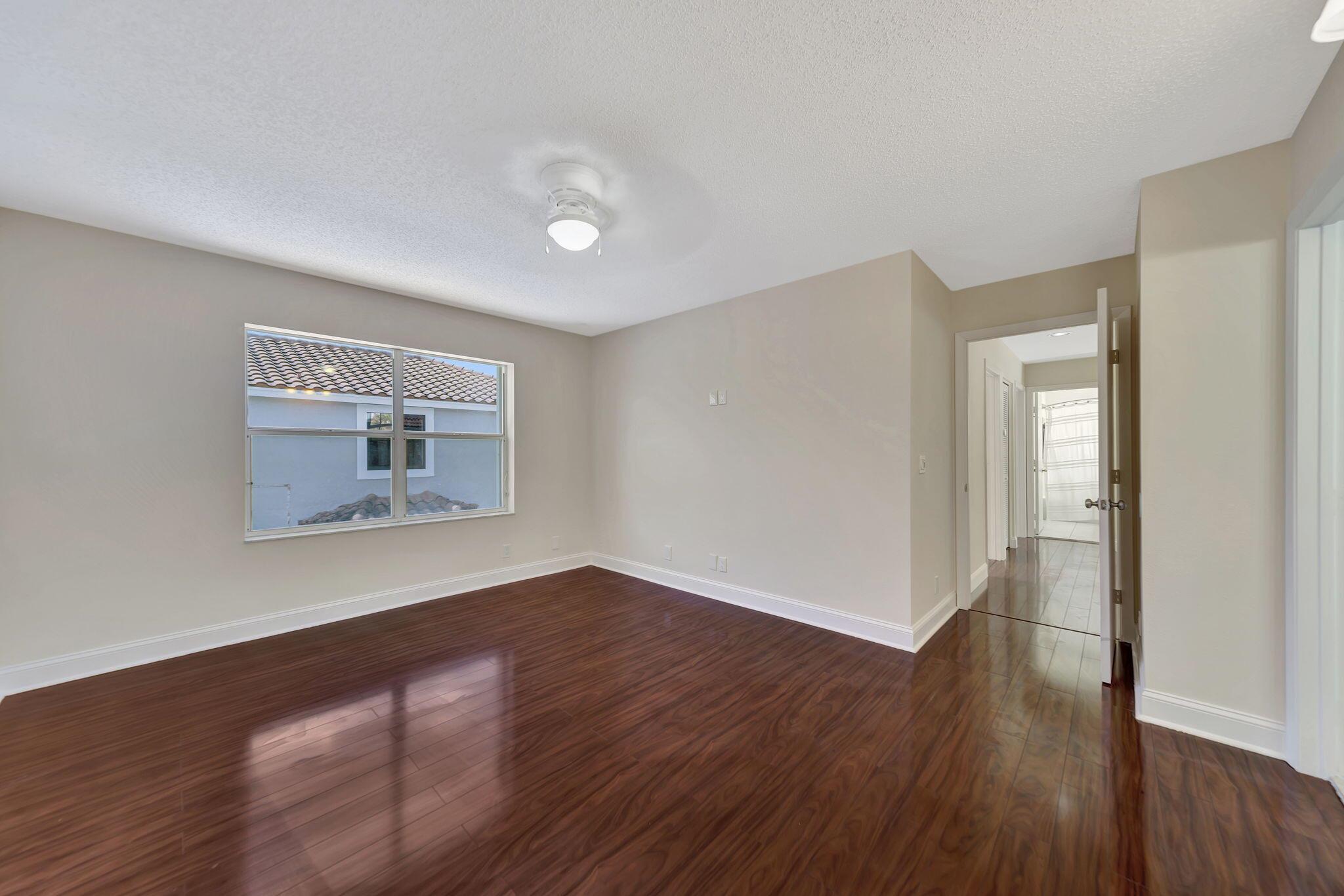 10572 Lake Jasmine Drive