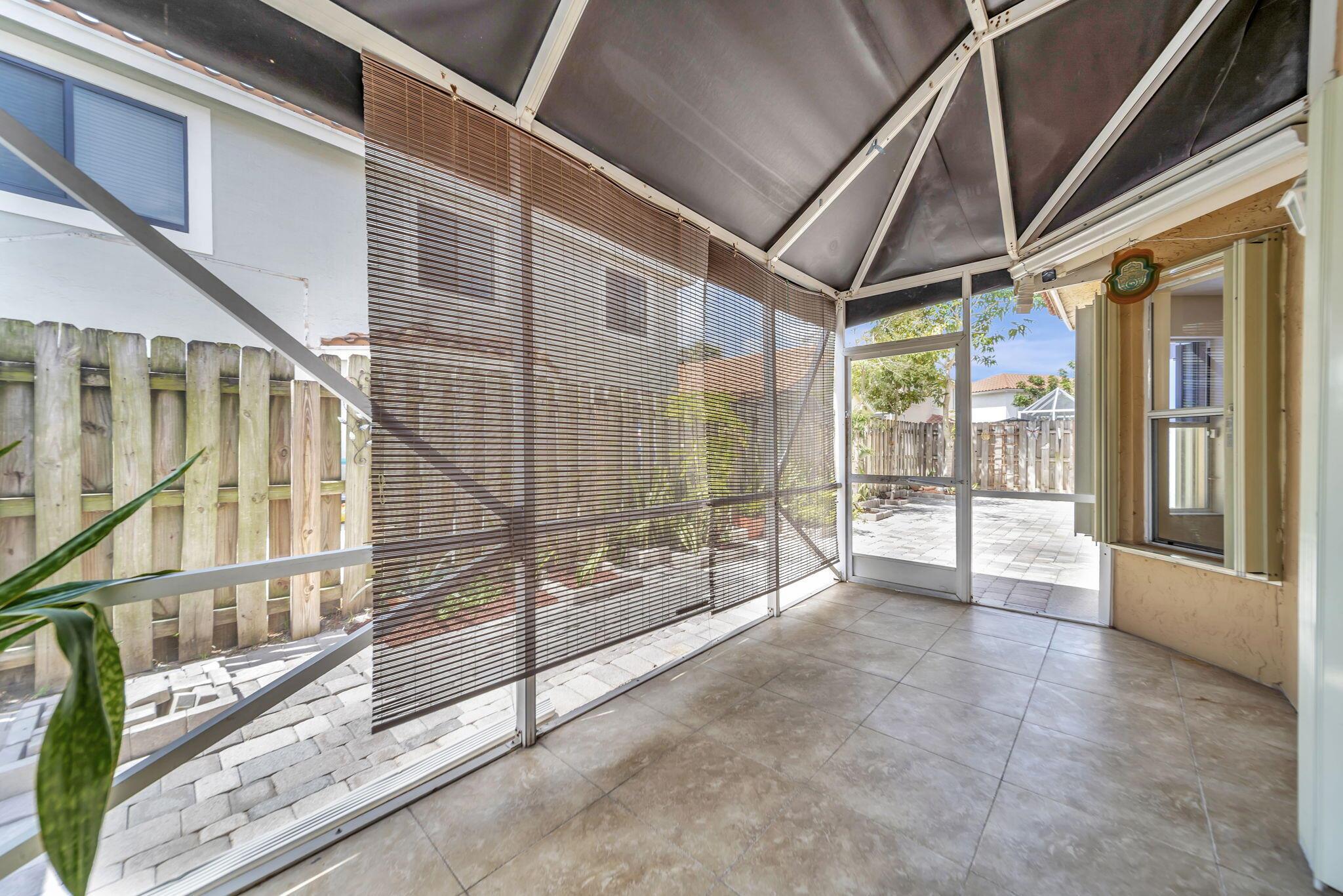 10572 Lake Jasmine Drive