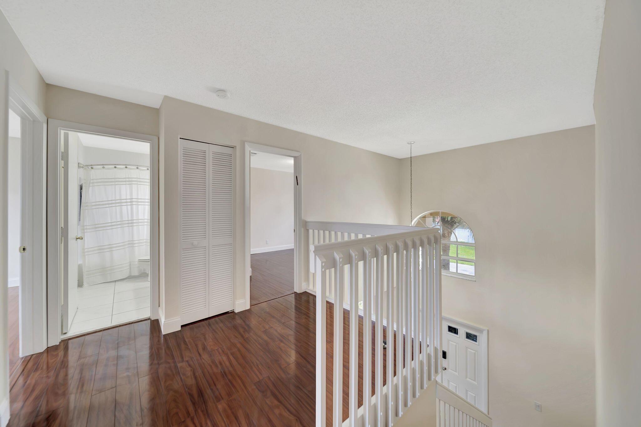 10572 Lake Jasmine Drive