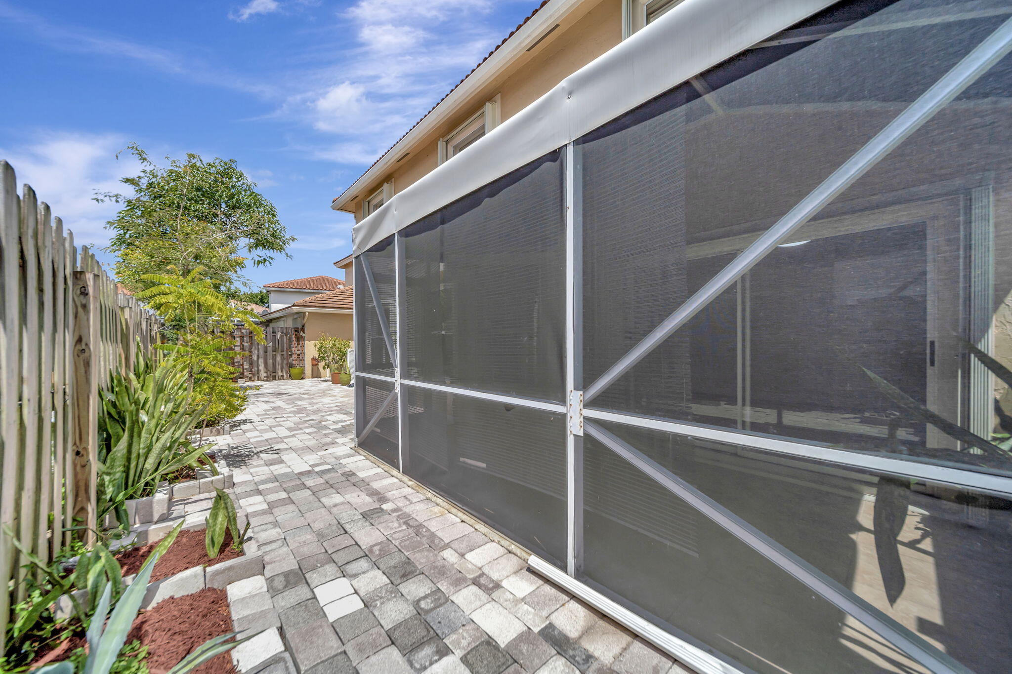 10572 Lake Jasmine Drive