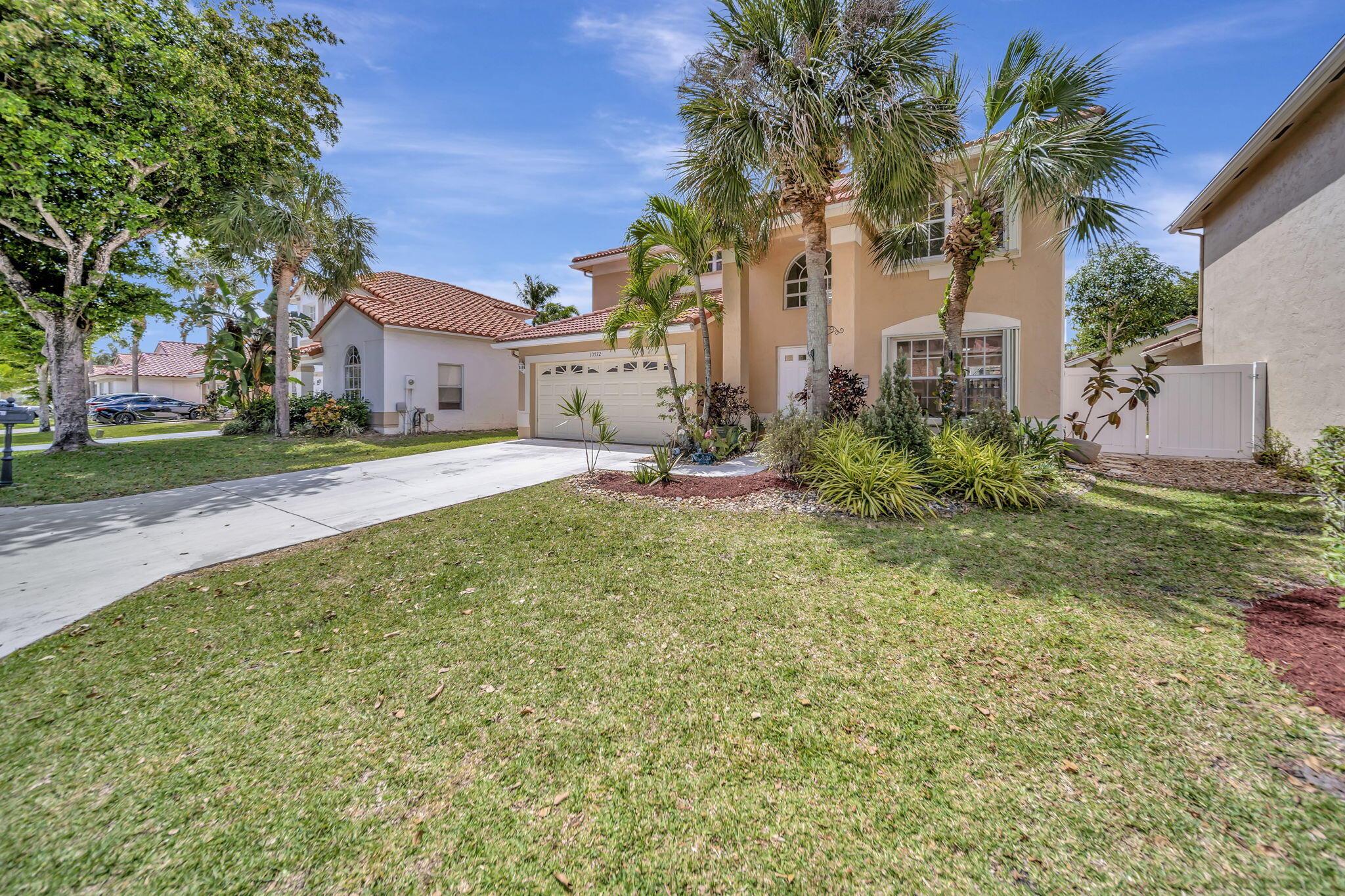 10572 Lake Jasmine Drive