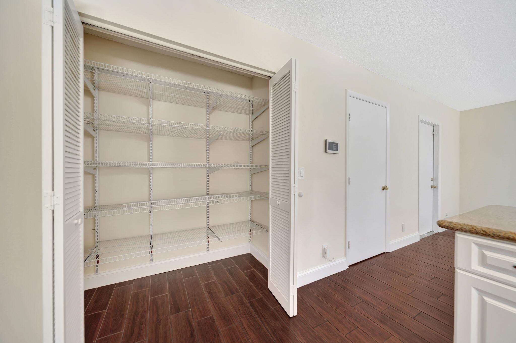 10572 Lake Jasmine Drive