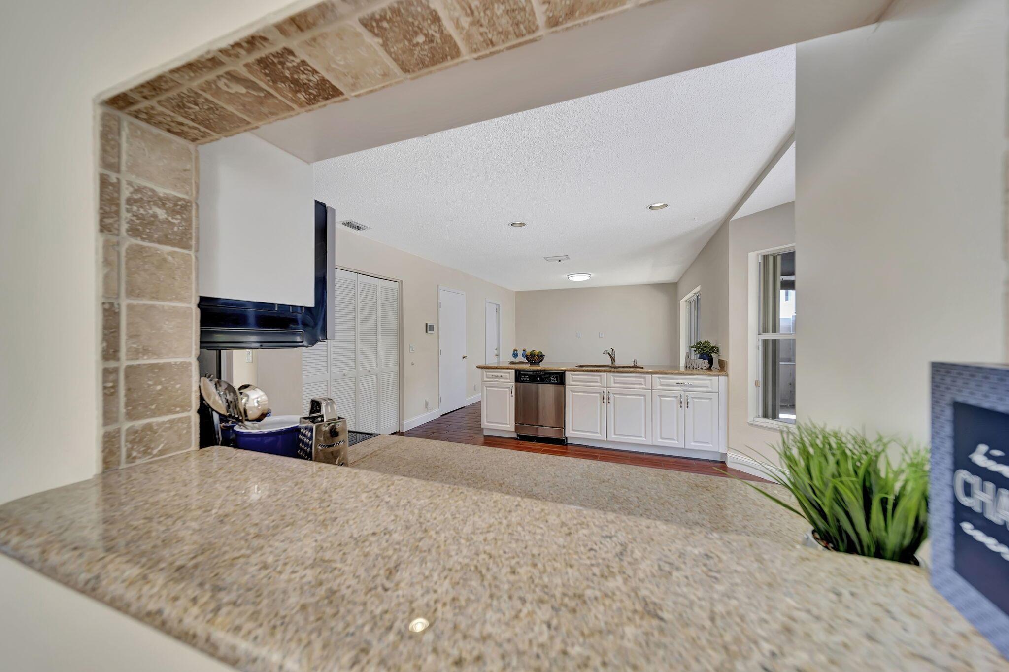 10572 Lake Jasmine Drive