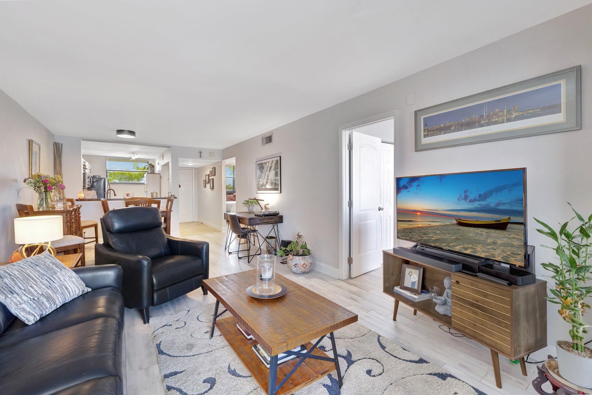 113 Lake Emerald Drive 409