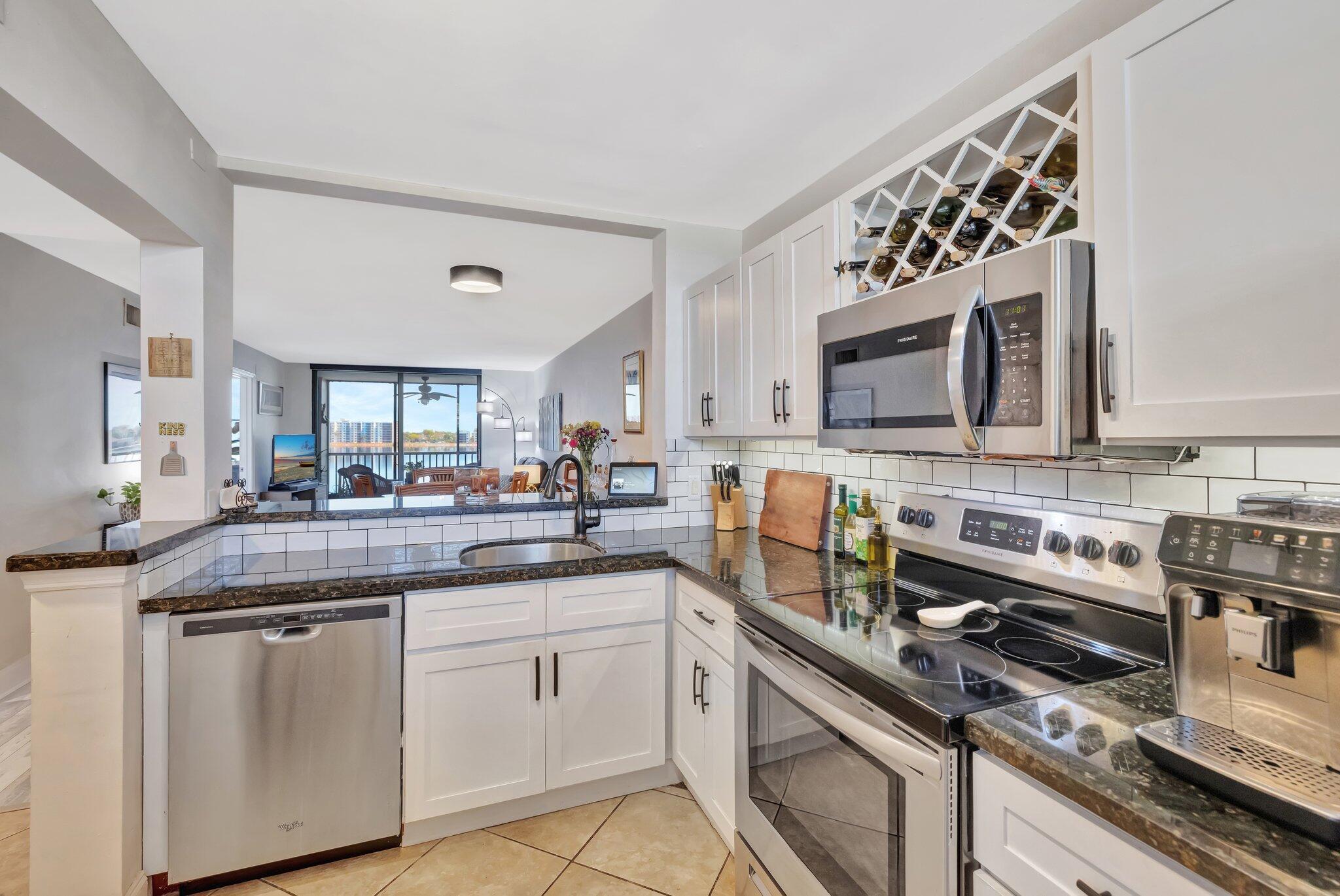 113 Lake Emerald Drive 409