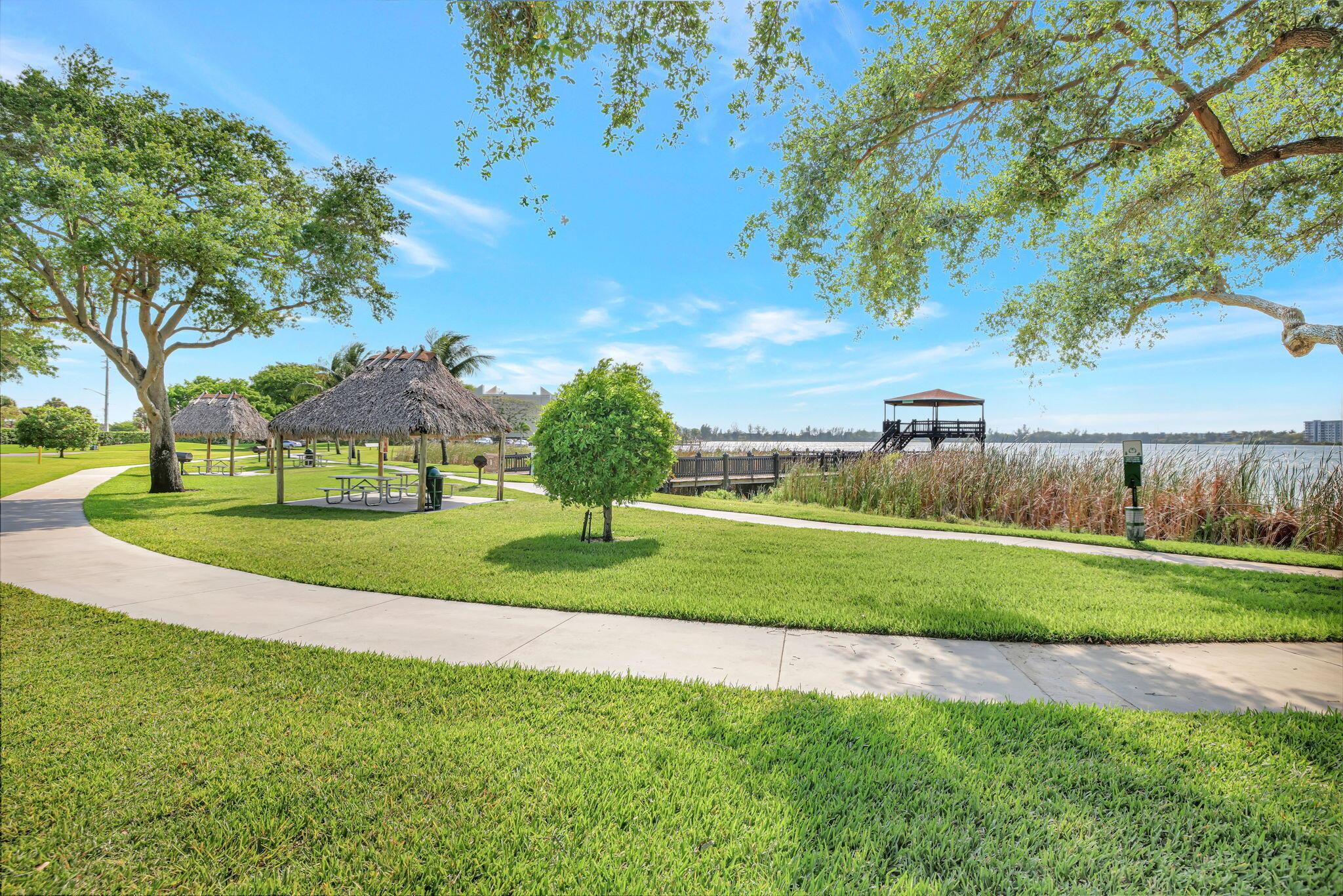 113 Lake Emerald Drive 409