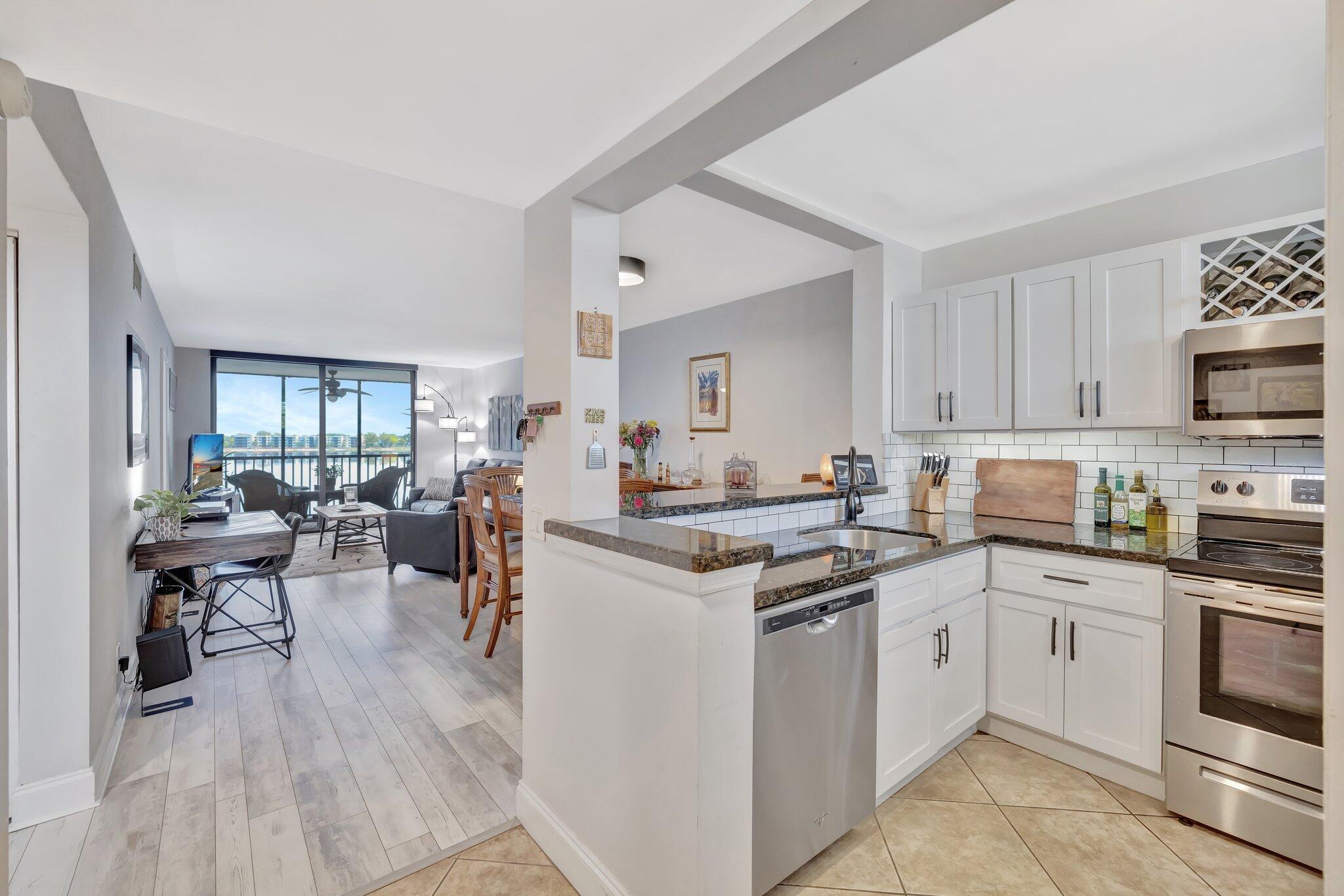 113 Lake Emerald Drive 409