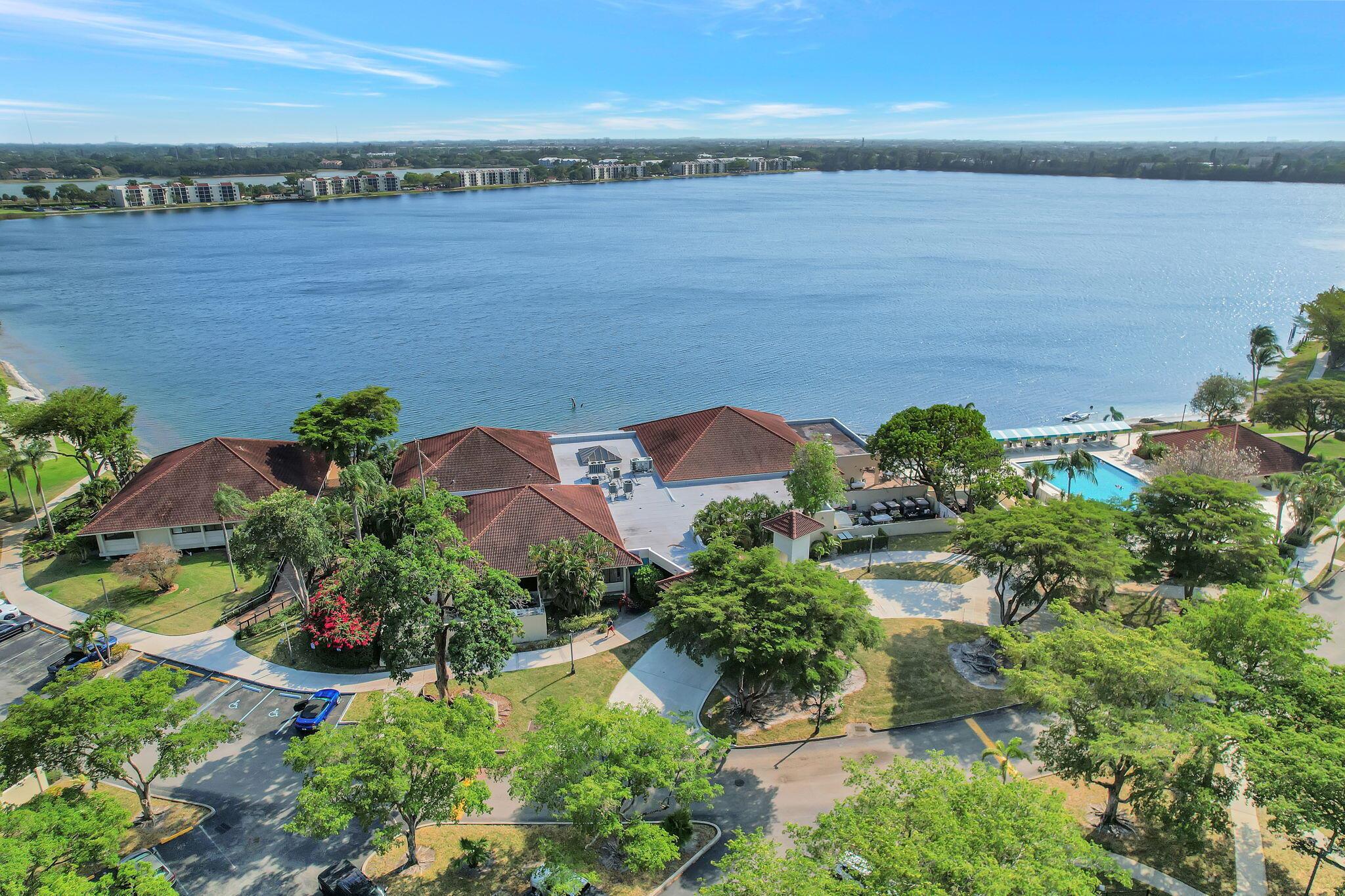 113 Lake Emerald Drive 409