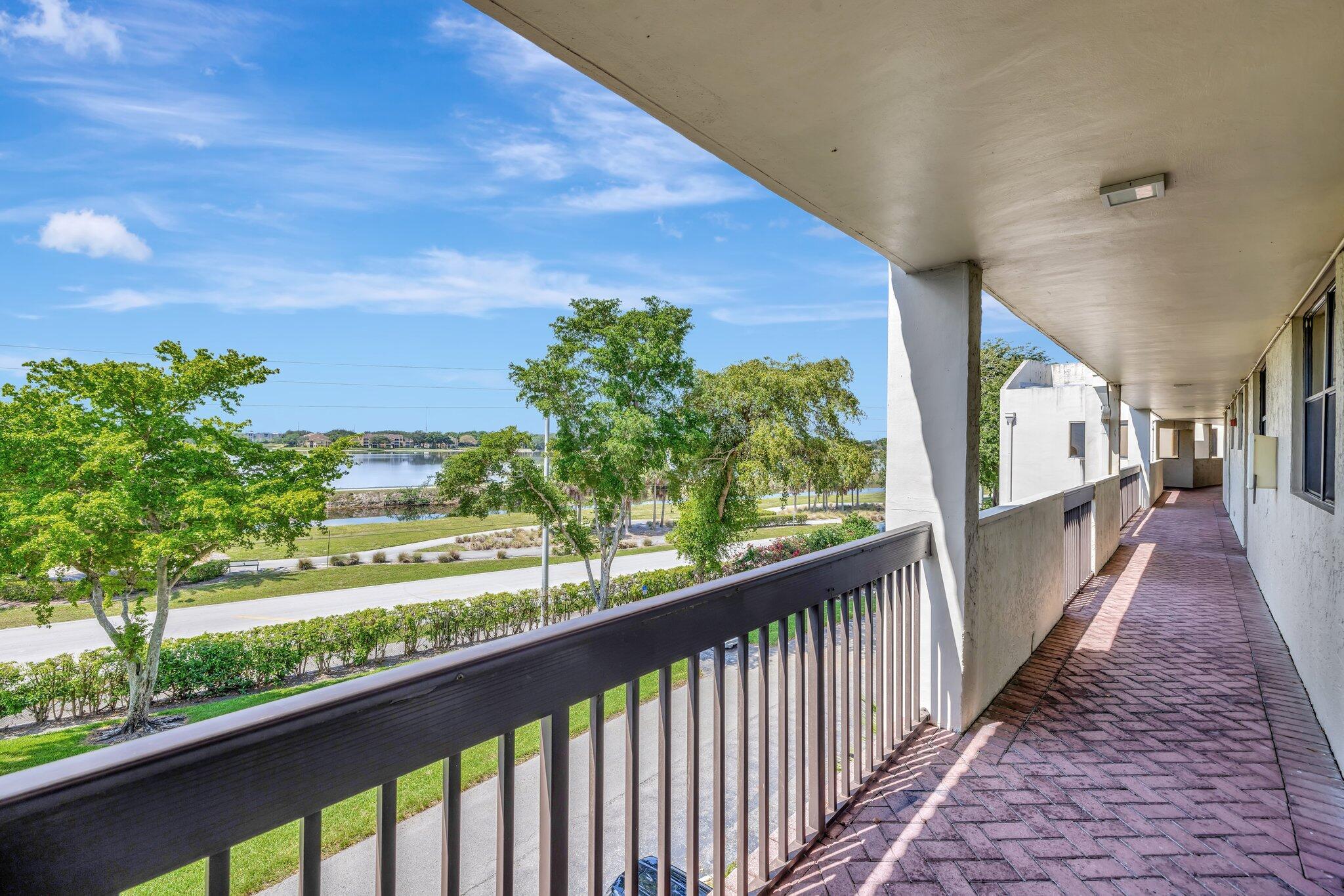 113 Lake Emerald Drive 409