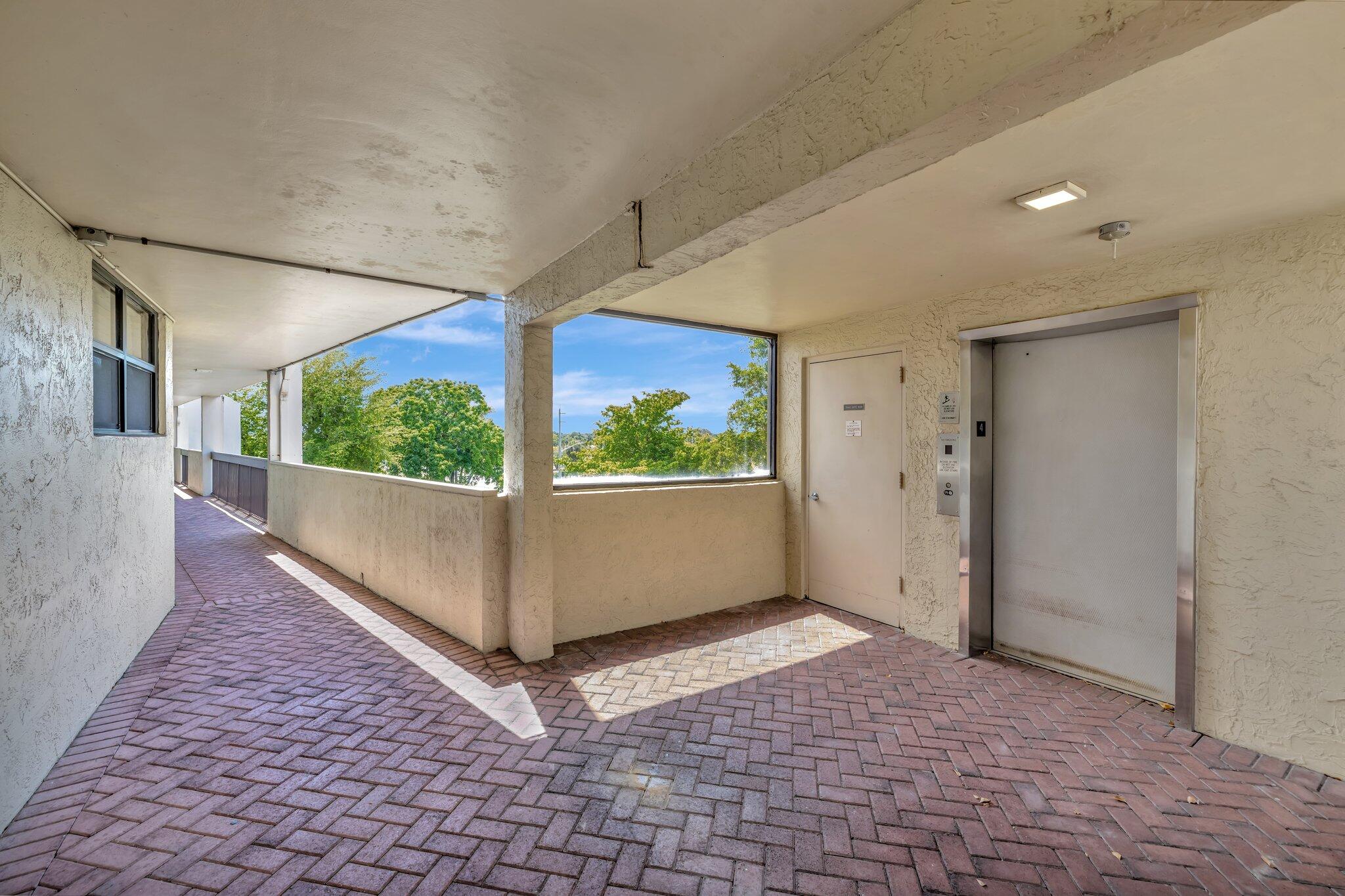 113 Lake Emerald Drive 409