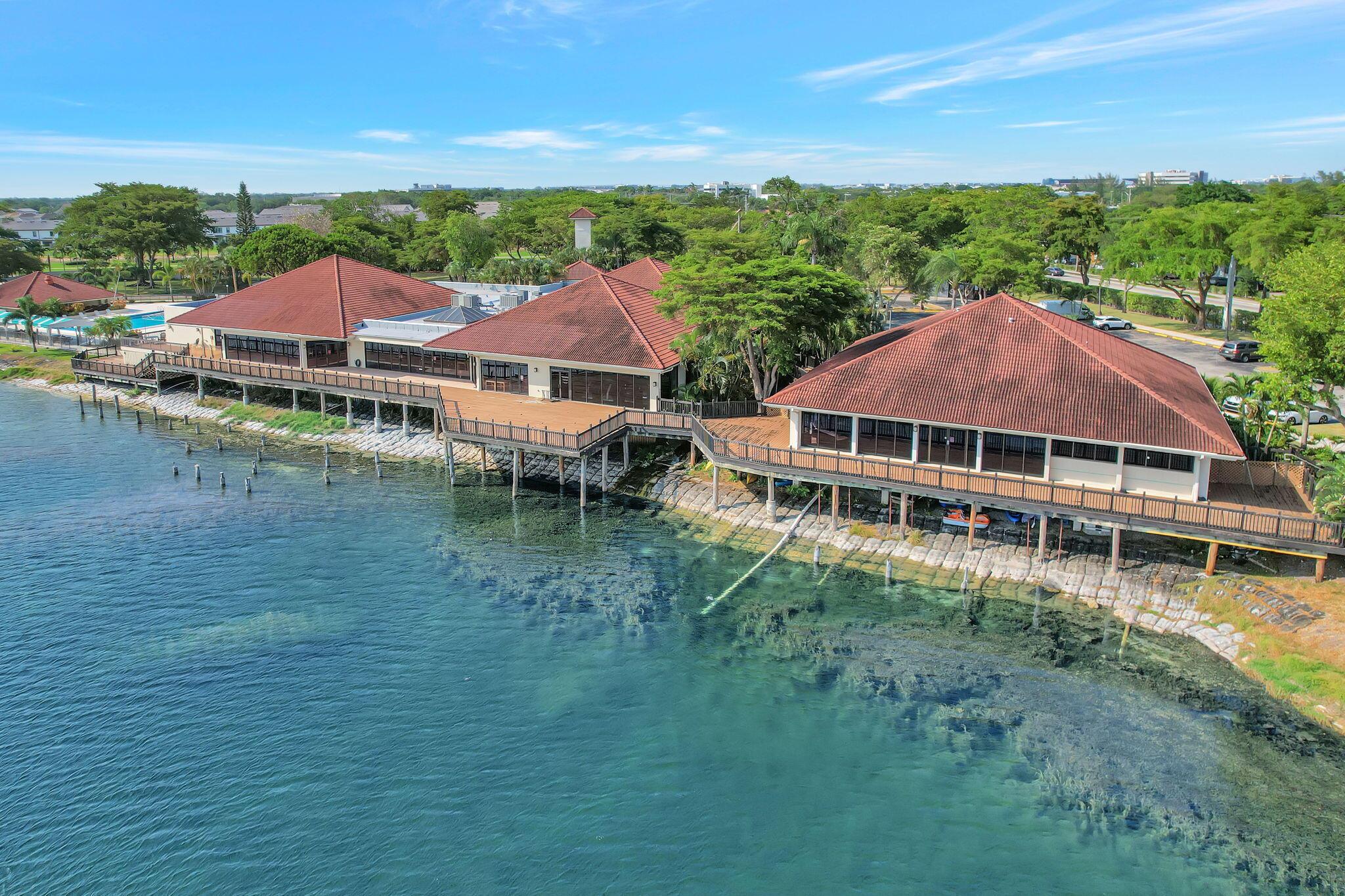 113 Lake Emerald Drive 409