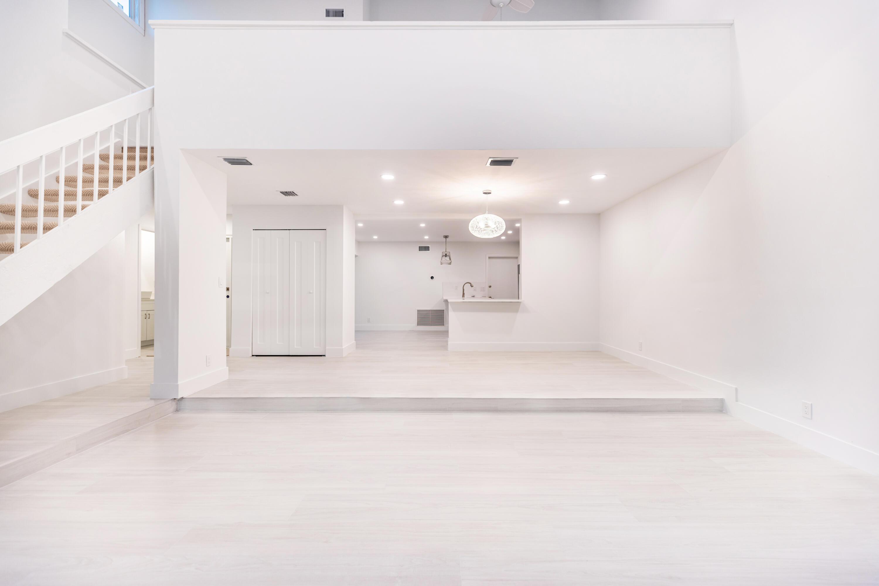 7860 Stanway Place W