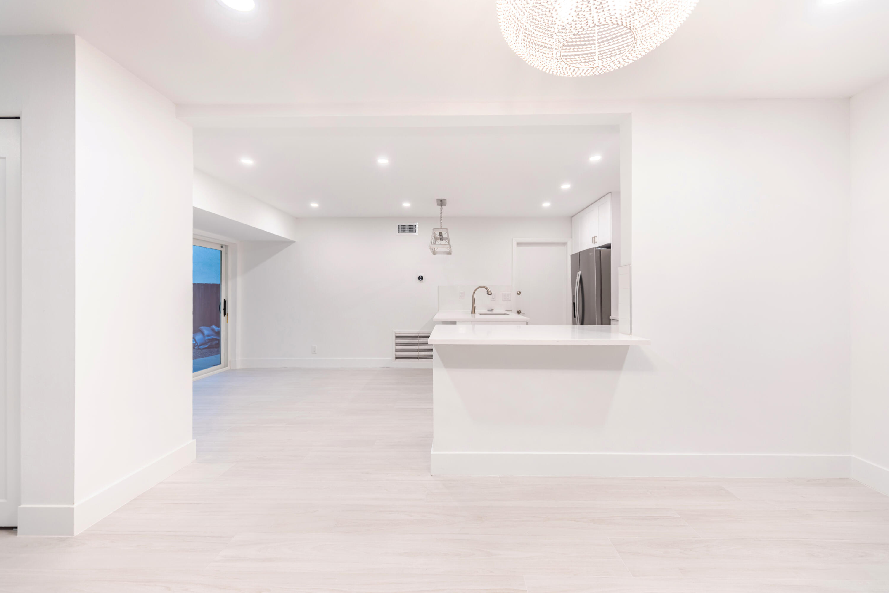 7860 Stanway Place W