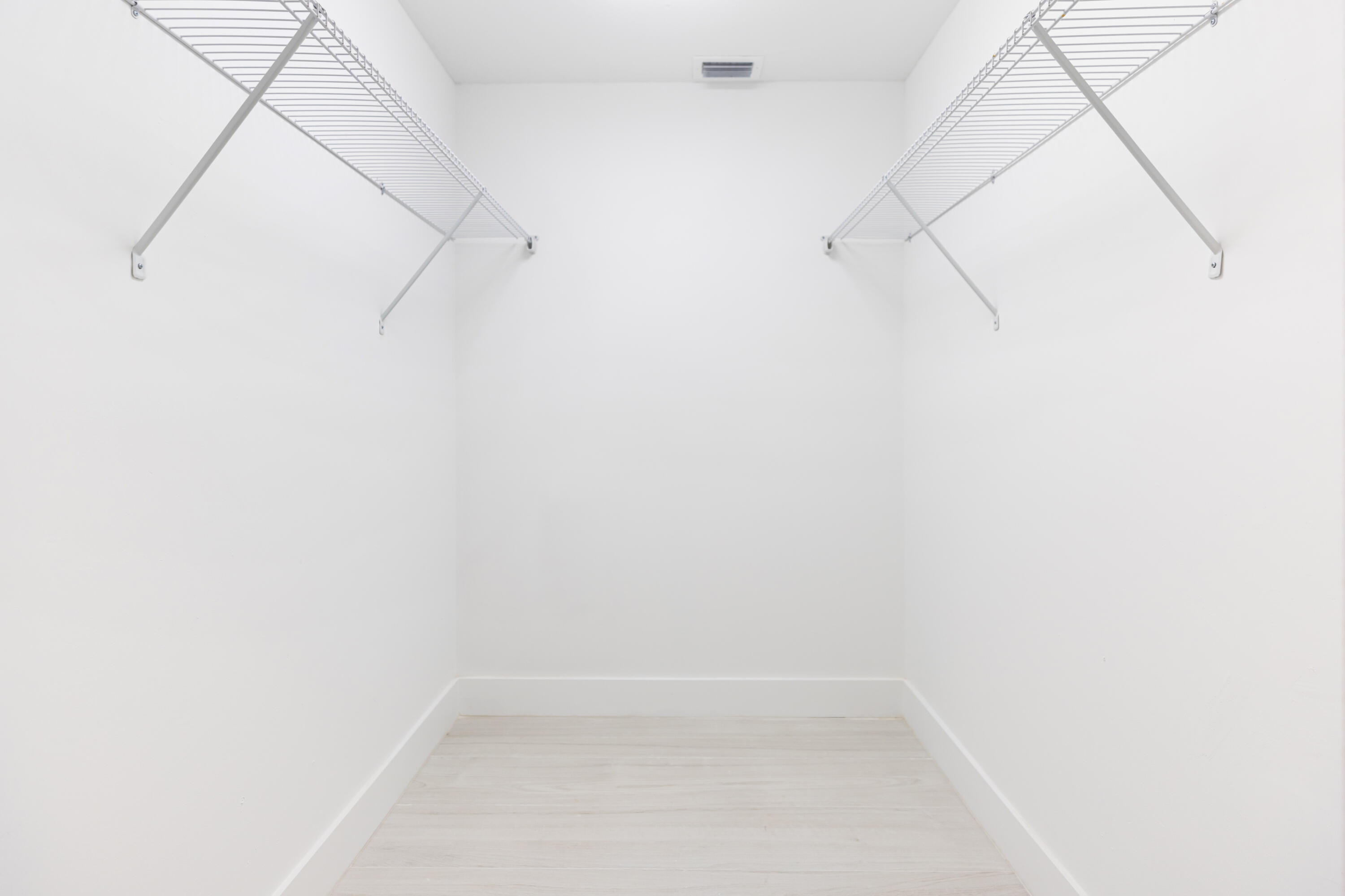 7860 Stanway Place W