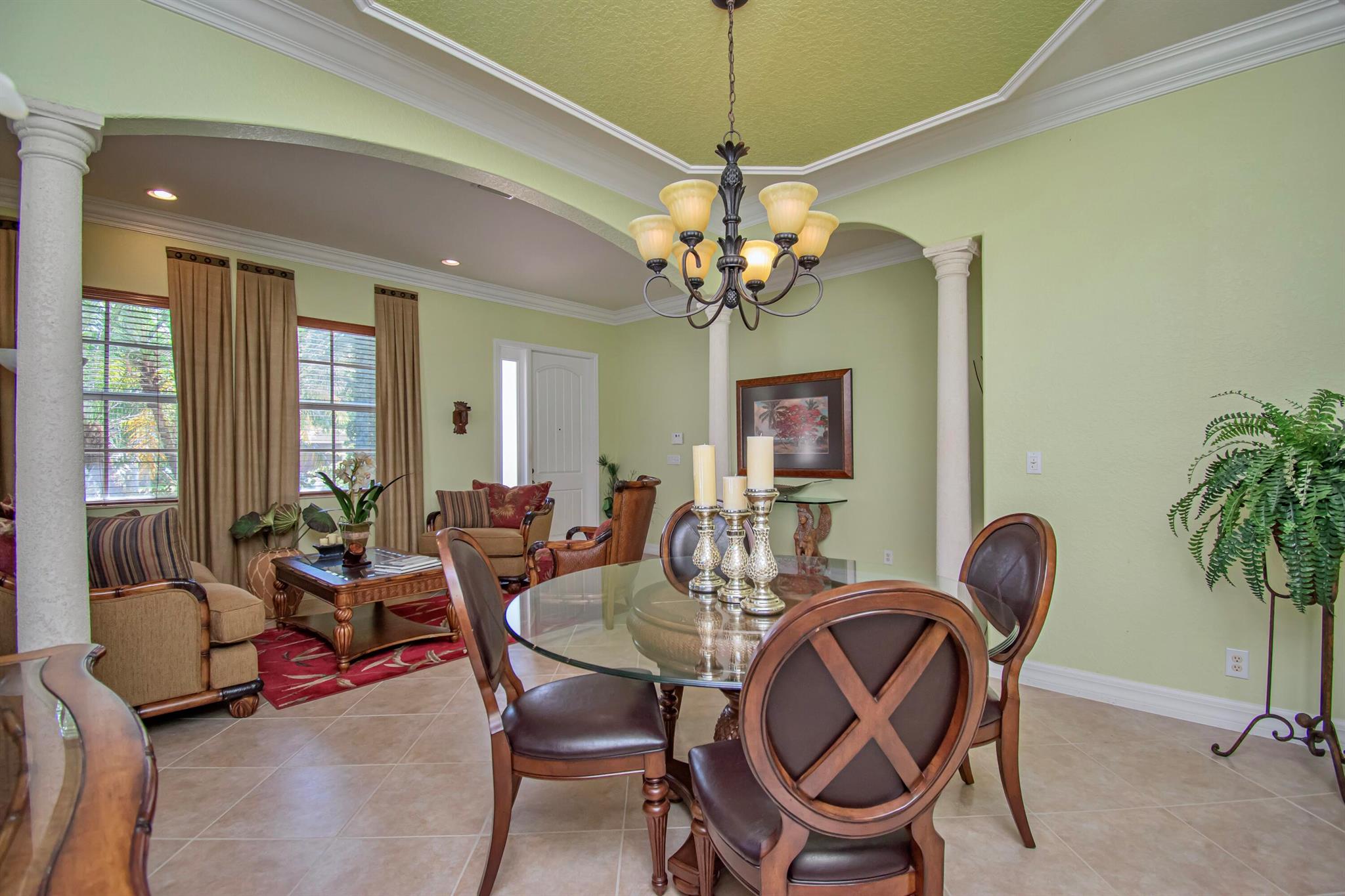 10689 Willow Oak Court