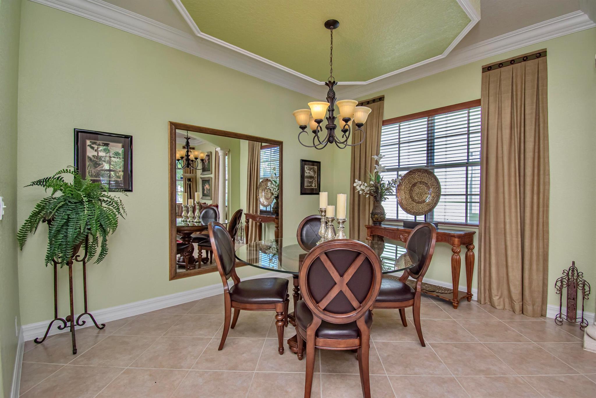 10689 Willow Oak Court