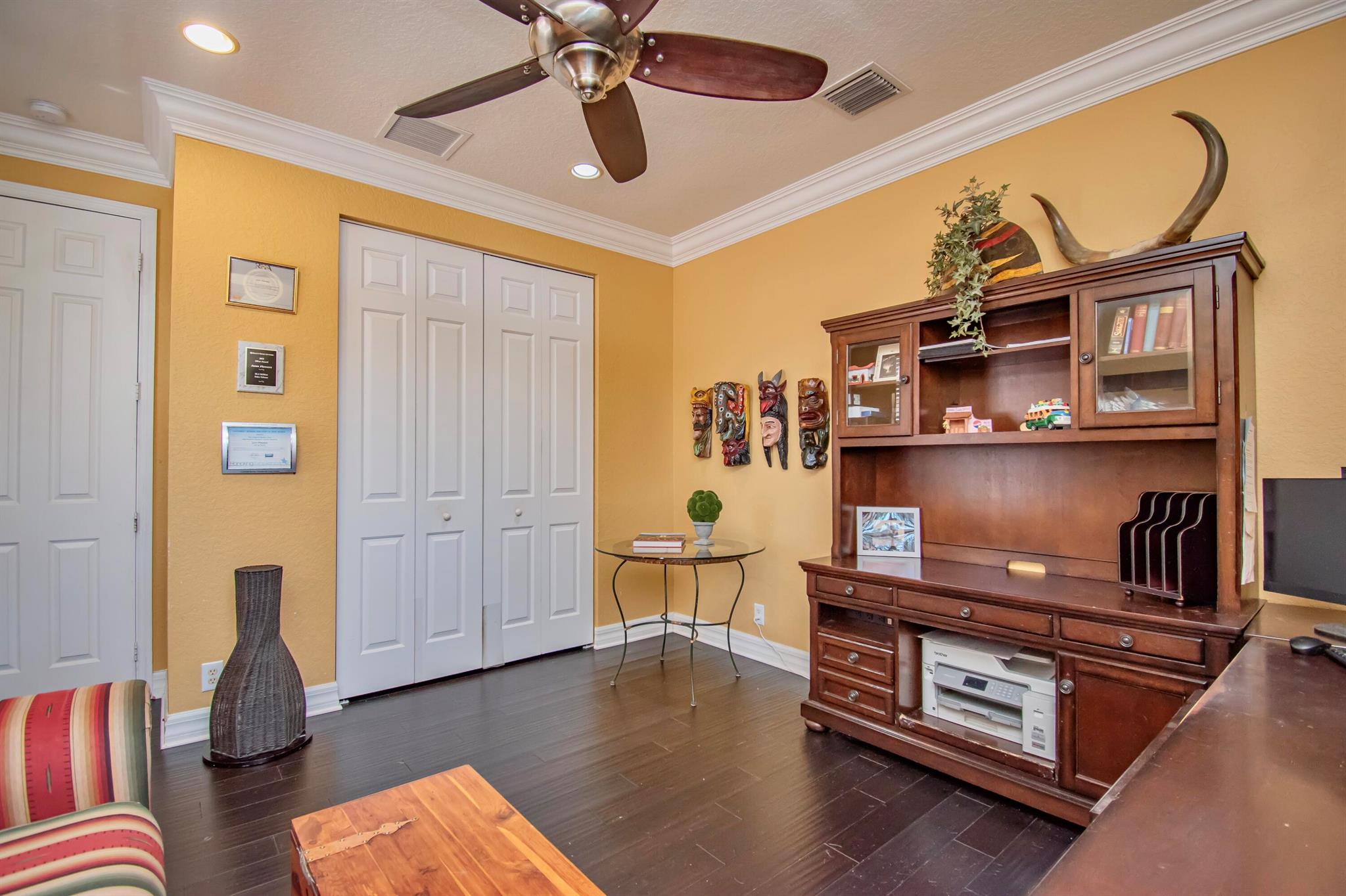 10689 Willow Oak Court