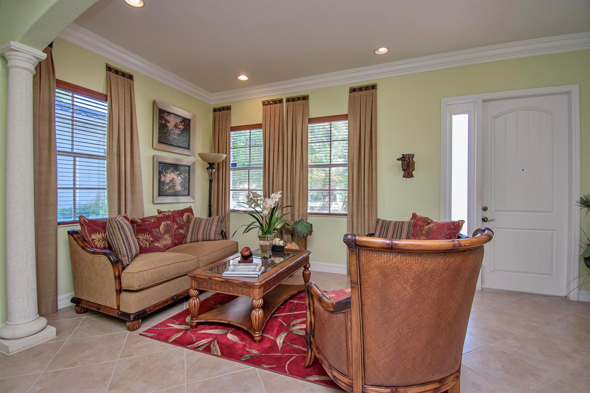 10689 Willow Oak Court