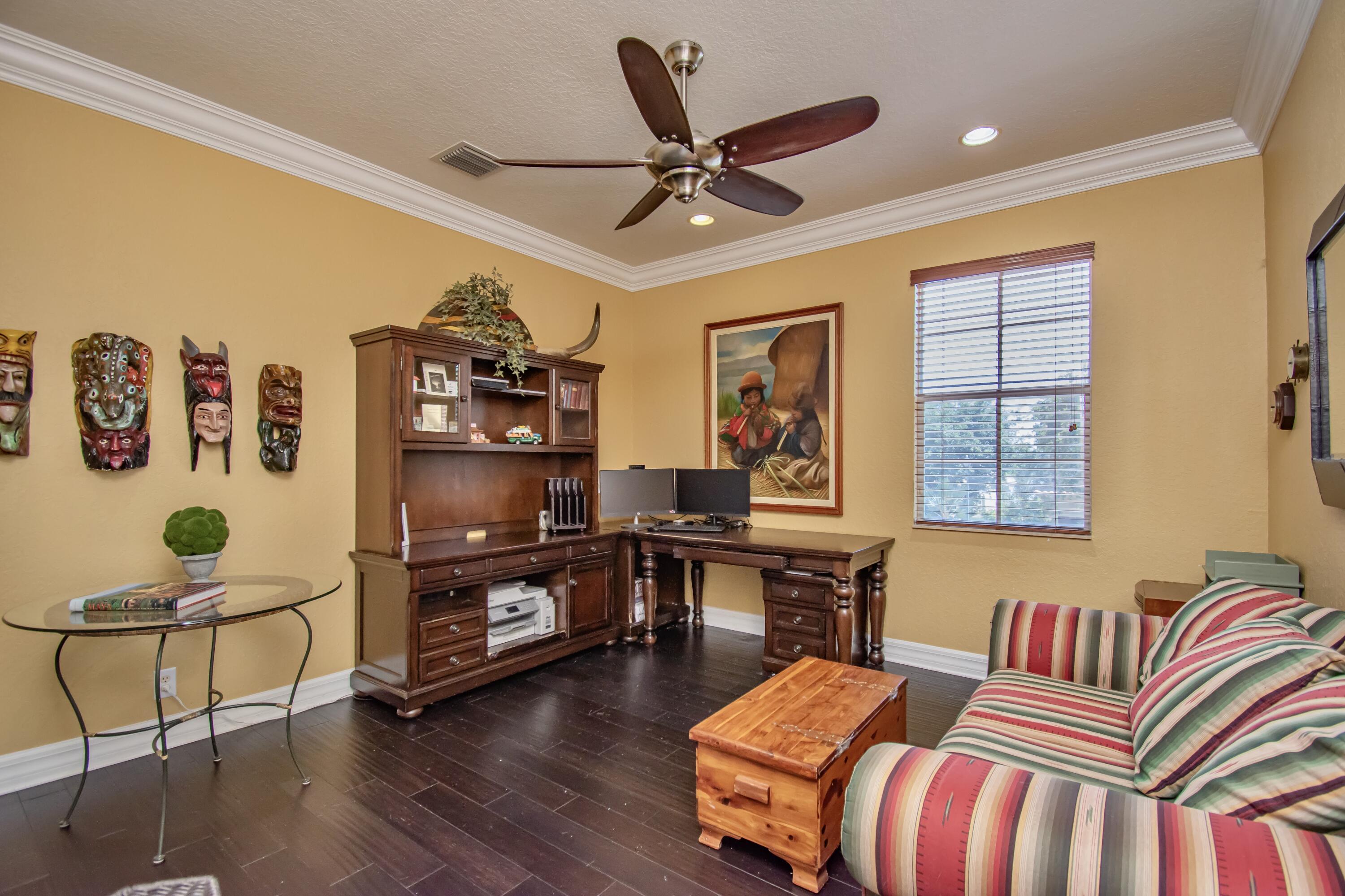 10689 Willow Oak Court