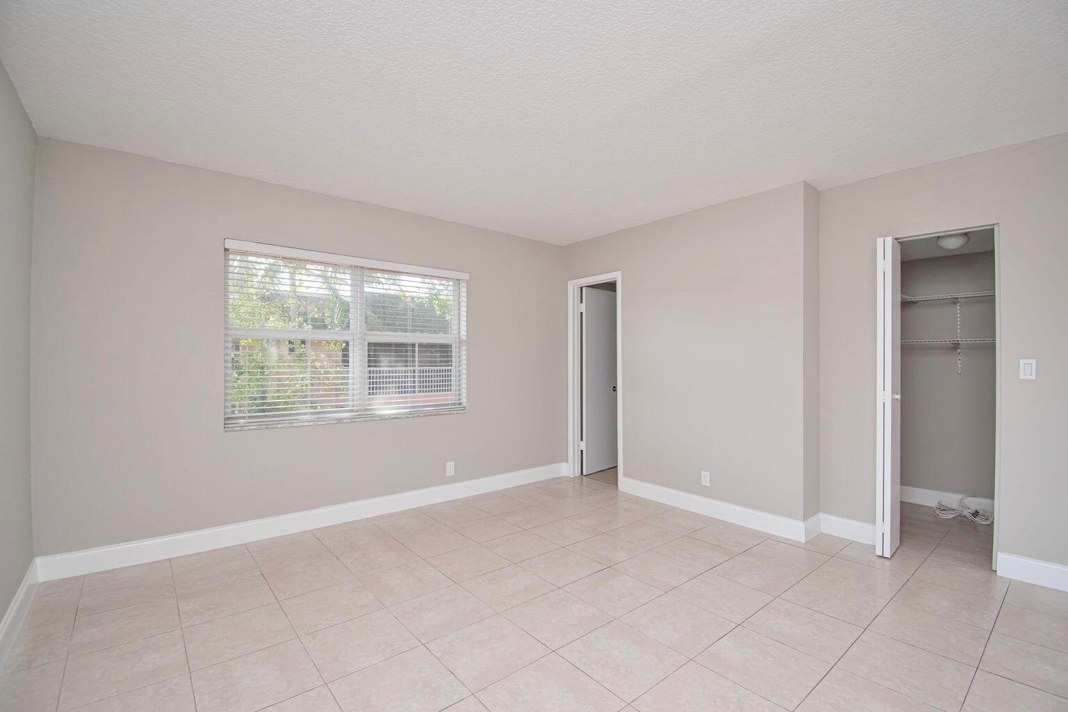 770 SE 2nd Avenue E201