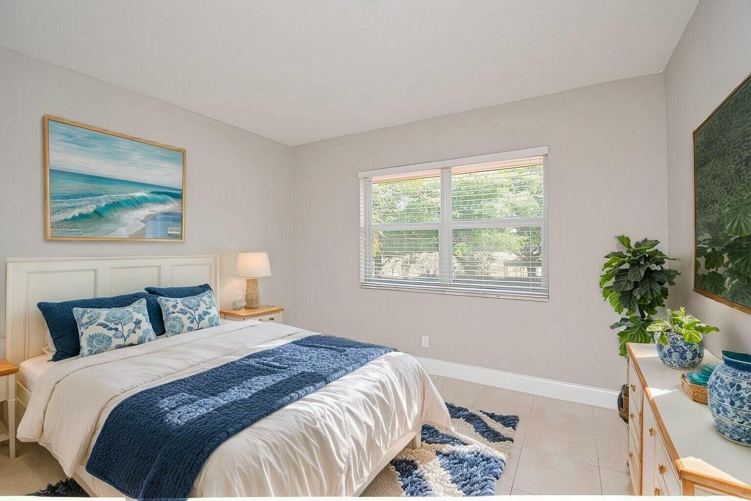 770 SE 2nd Avenue E201