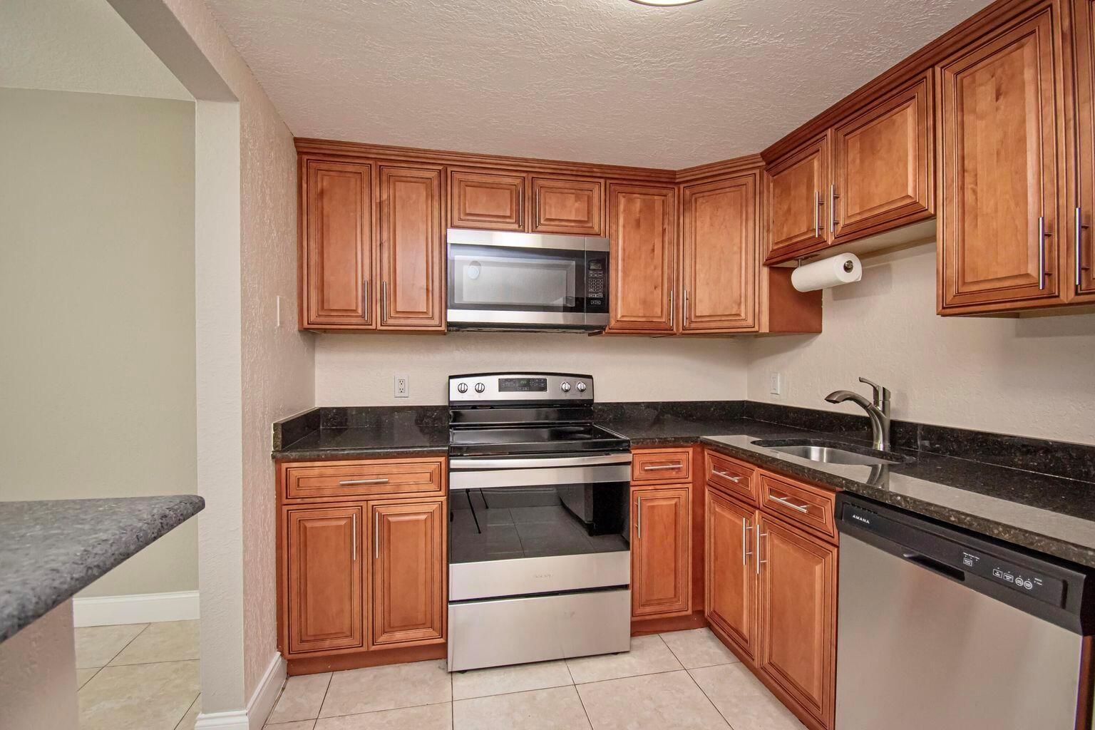 770 SE 2nd Avenue E201