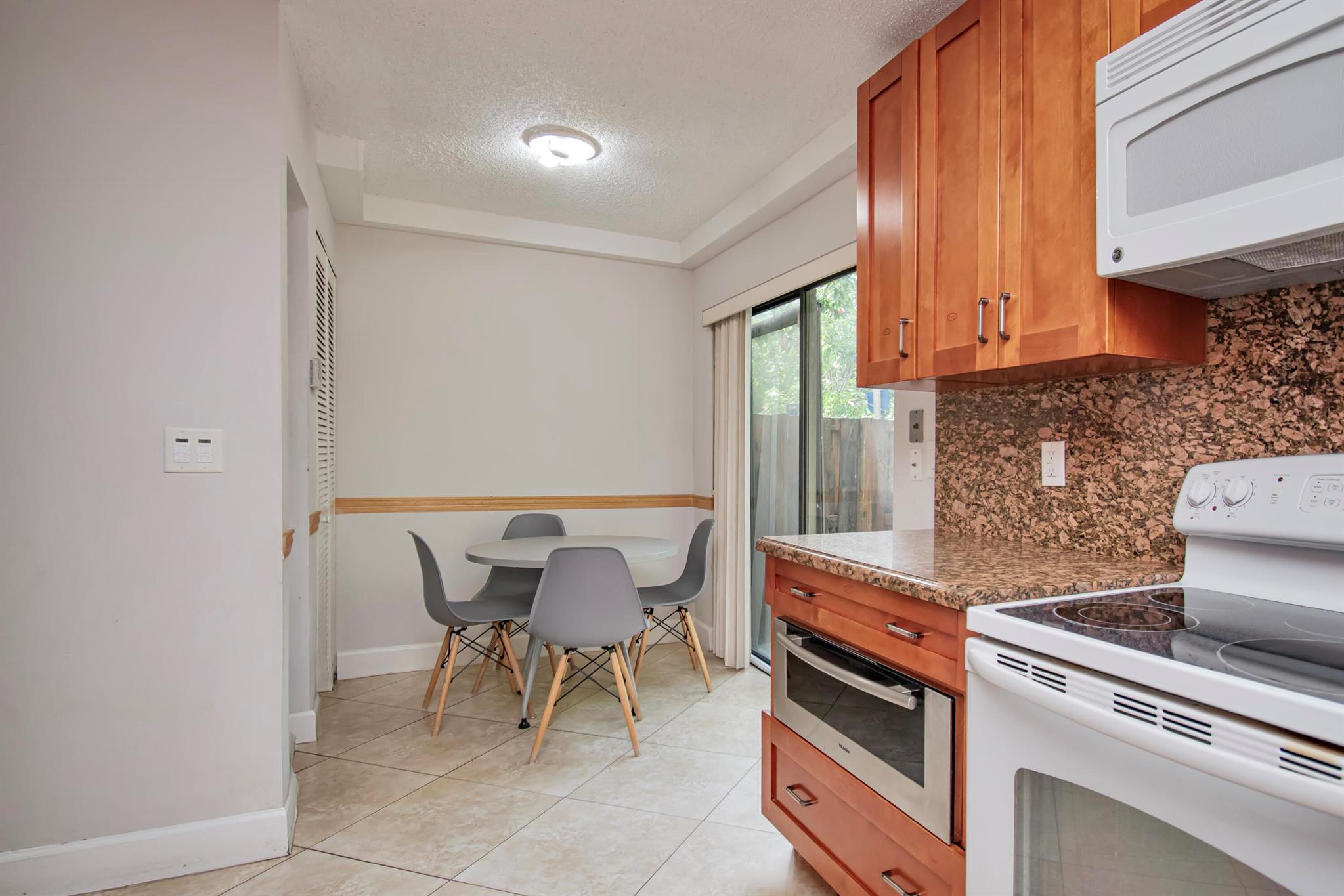 7670 Lago Del Mar 301 Drive 301