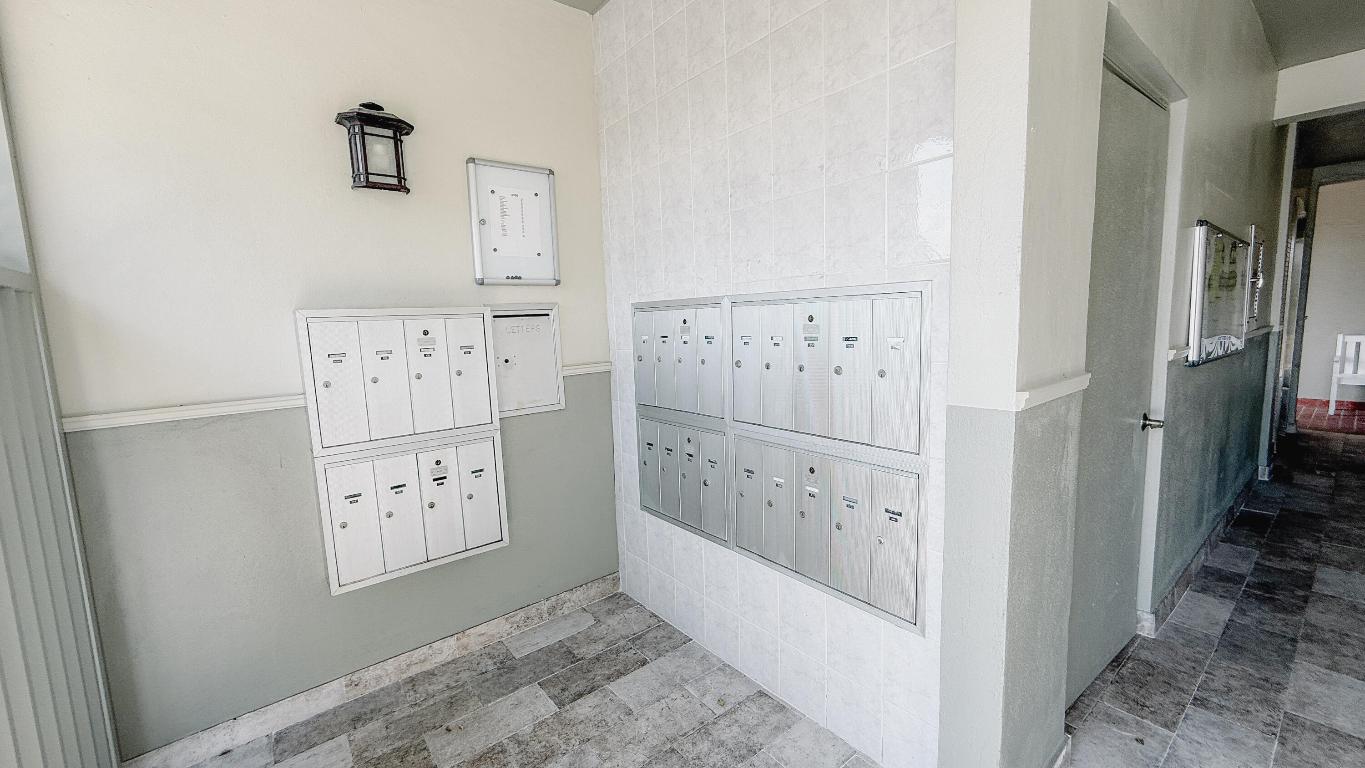 4090 Tivoli Court 303