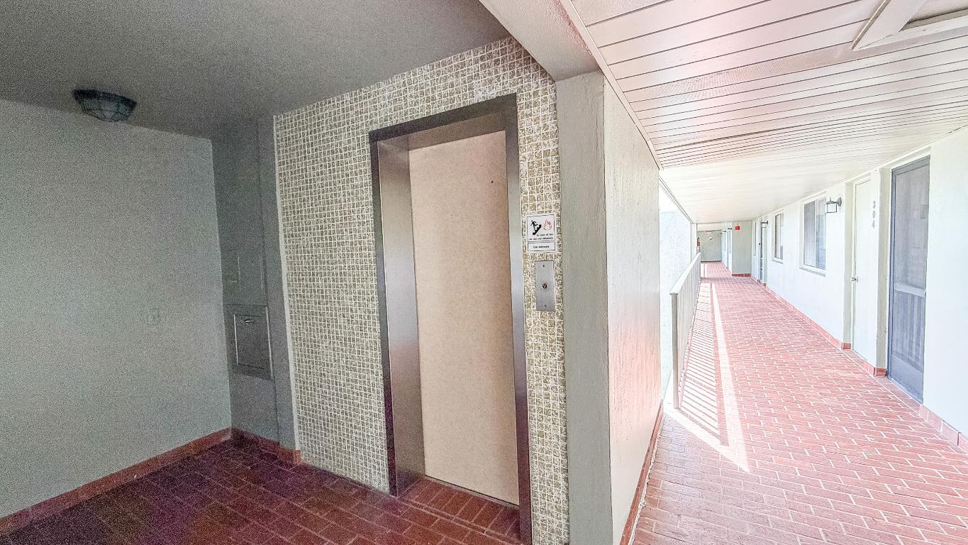 4090 Tivoli Court 303