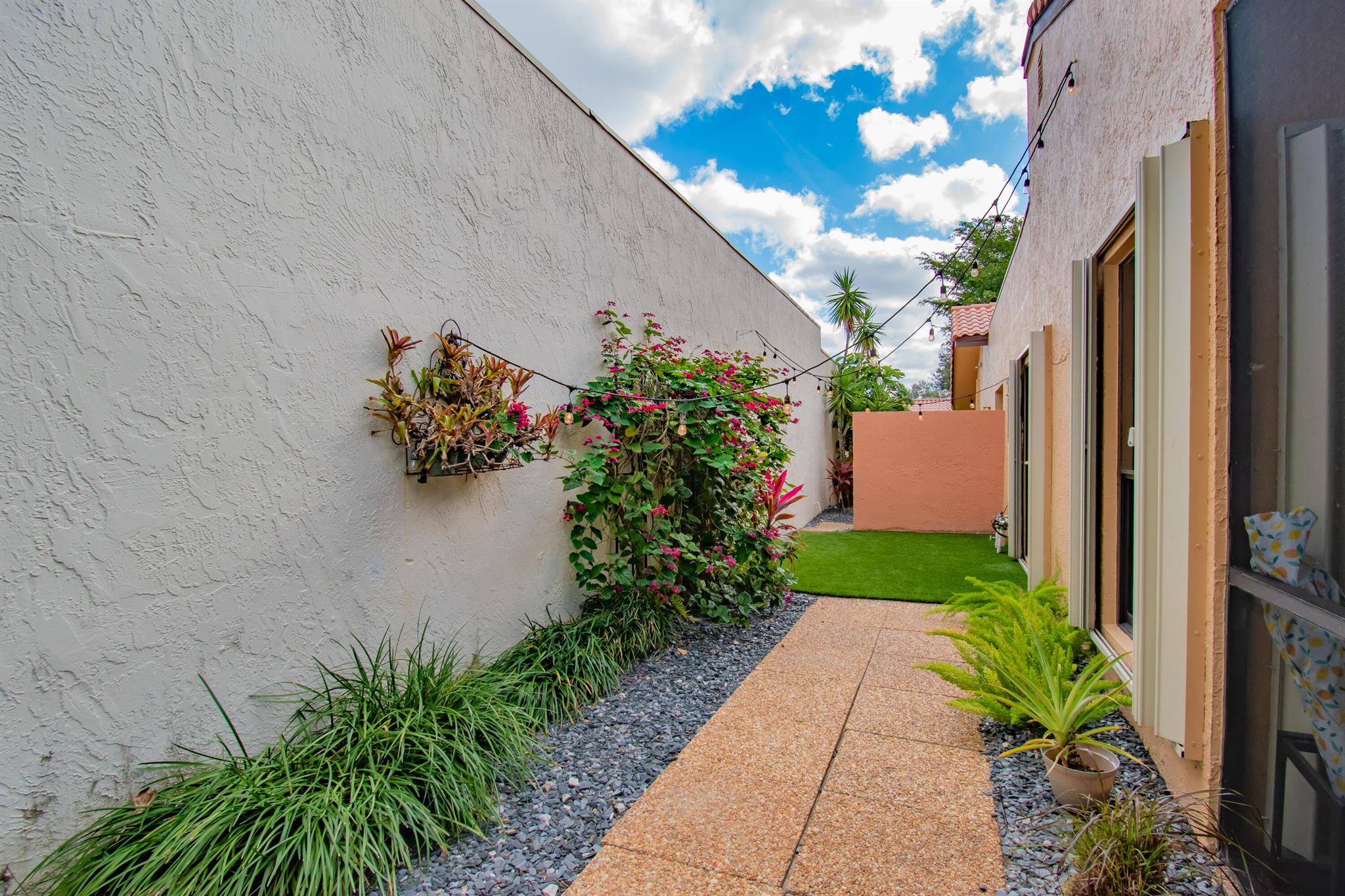 6805 NW Allegre Court