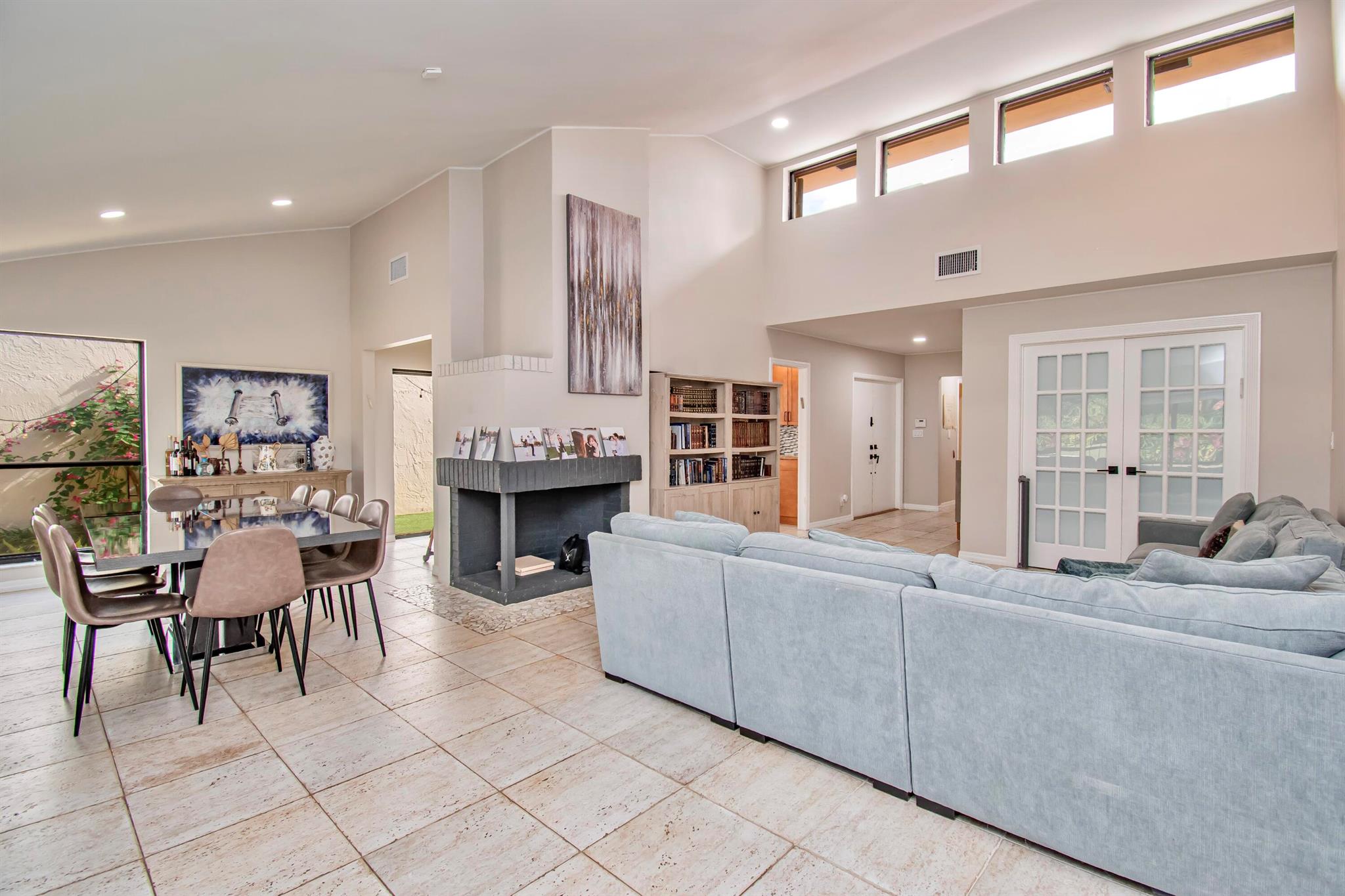 6805 NW Allegre Court