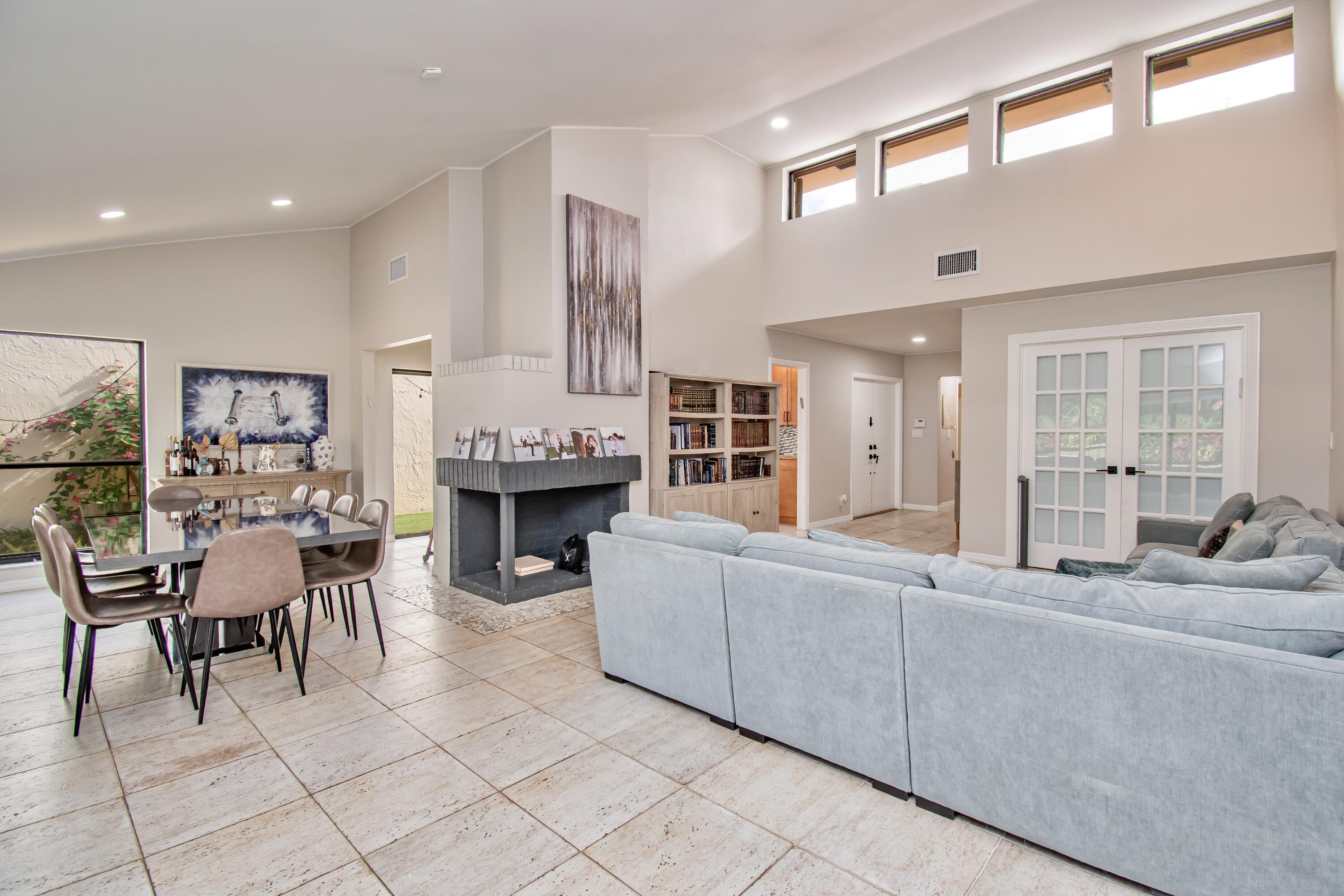 6805 NW Allegre Court