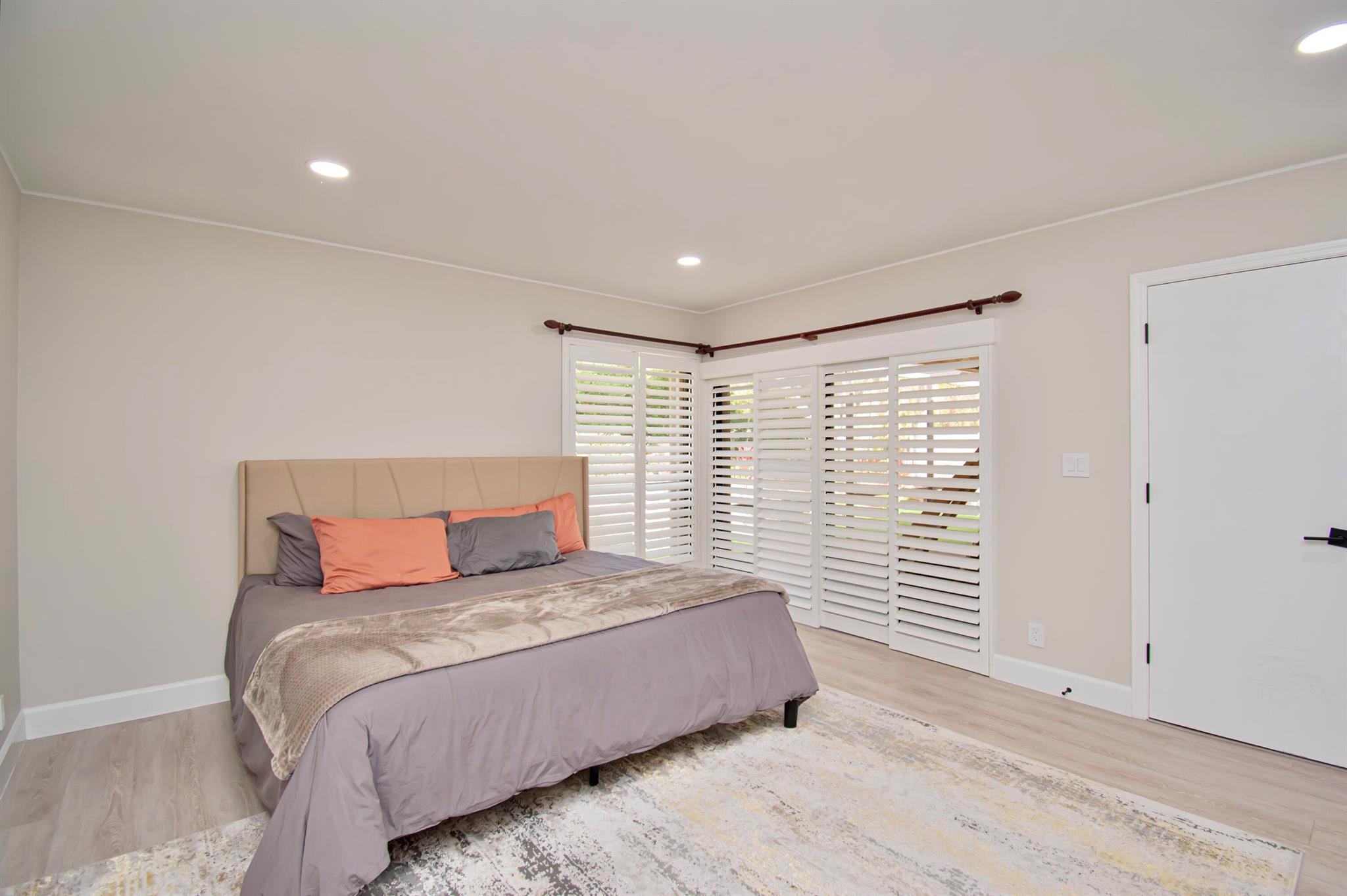 6805 NW Allegre Court