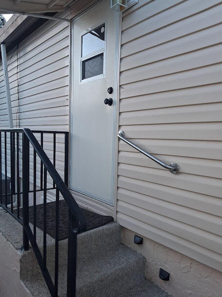 4094 Meadowview Drive