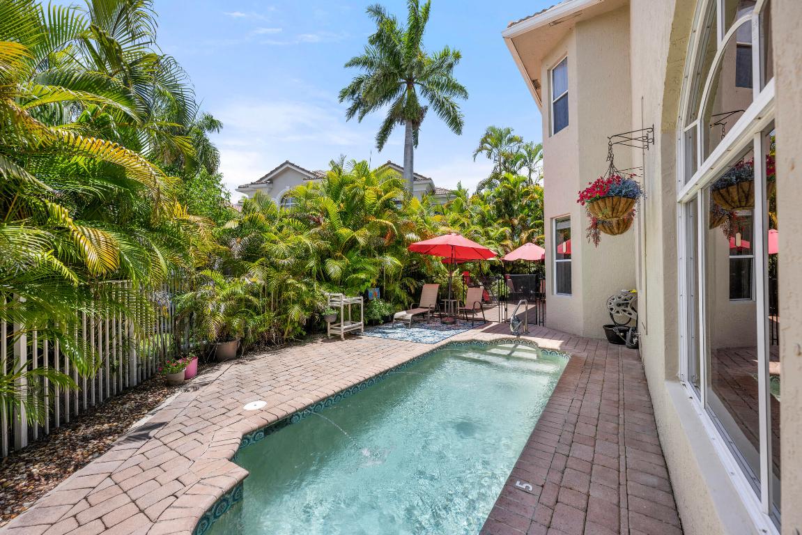 9839 Palma Vista Way