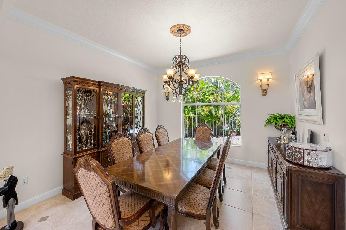 9839 Palma Vista Way