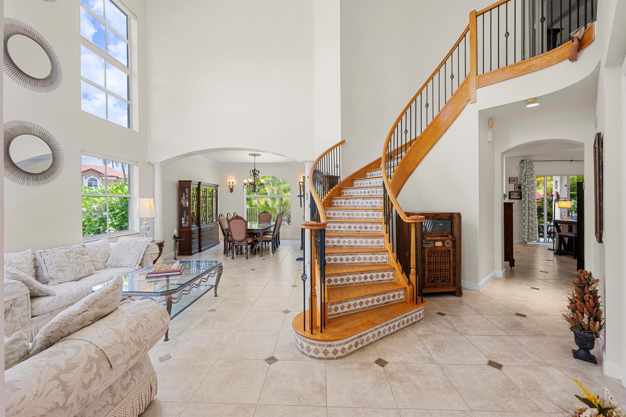 9839 Palma Vista Way