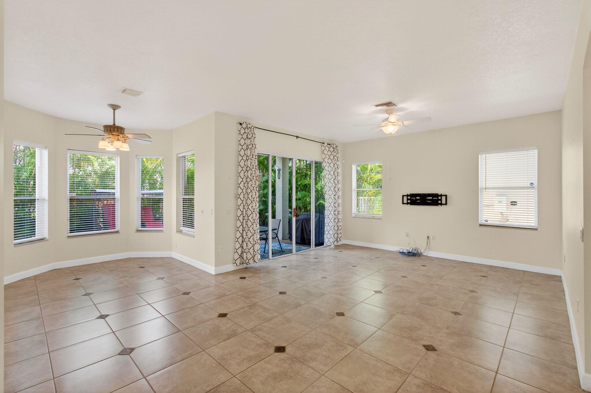 9839 Palma Vista Way