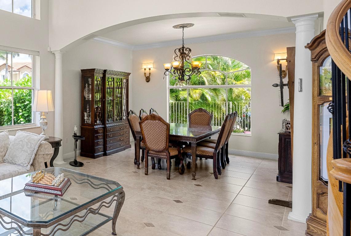 9839 Palma Vista Way