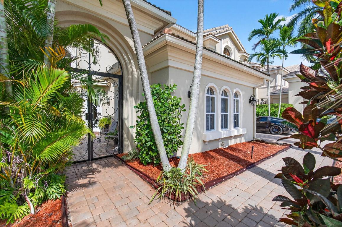 9839 Palma Vista Way