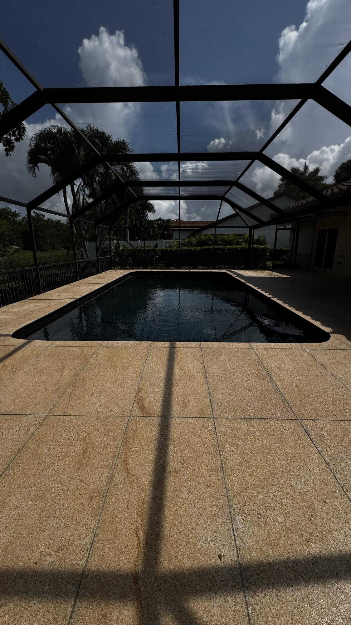 11822 Island Lakes Lane