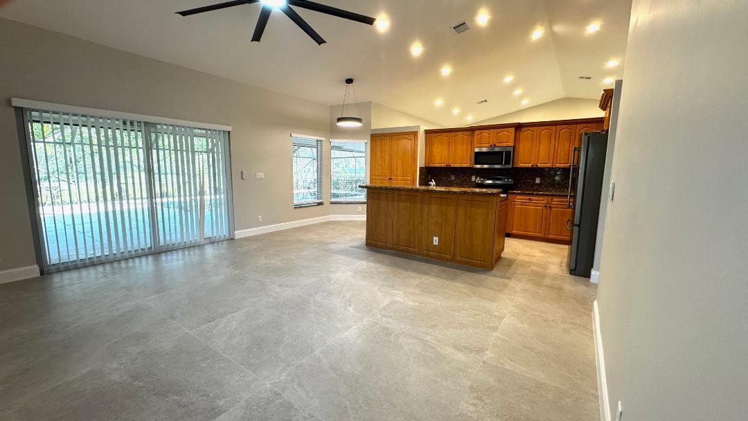 11822 Island Lakes Lane